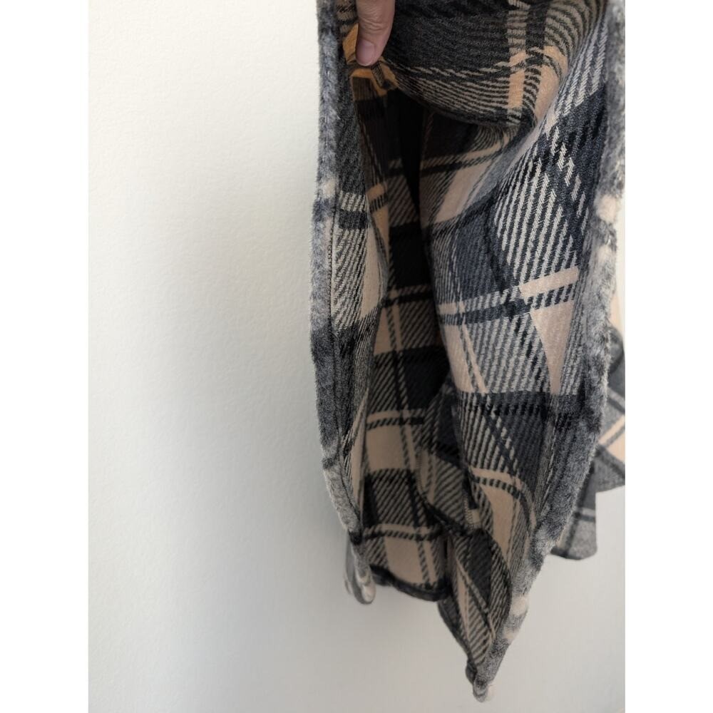 Free People Oversized Poncho with Pockets Gray & Cream OS Winter Indie Cottage