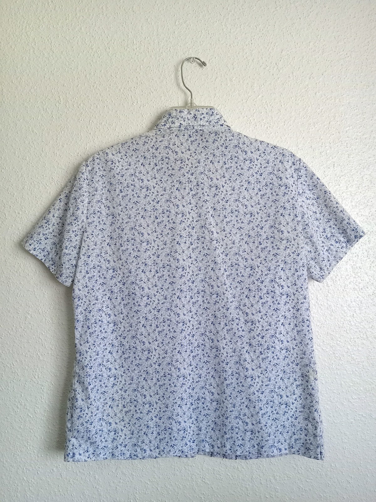 Vintage Rrrruss White Shirt Blue Floral Ditsy Pattern Vertical Pleating