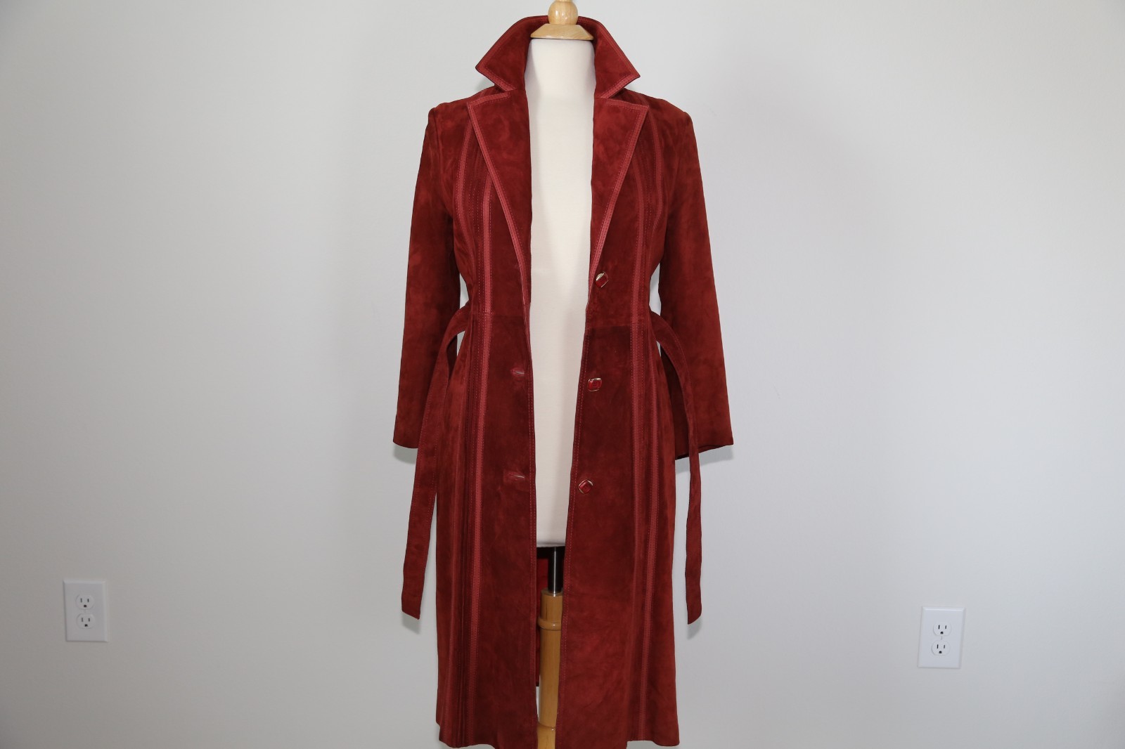 Genuine CALF SUEDE Vtg belted HEAVY trench coat Maroon/Burgundy Amazing Quality!