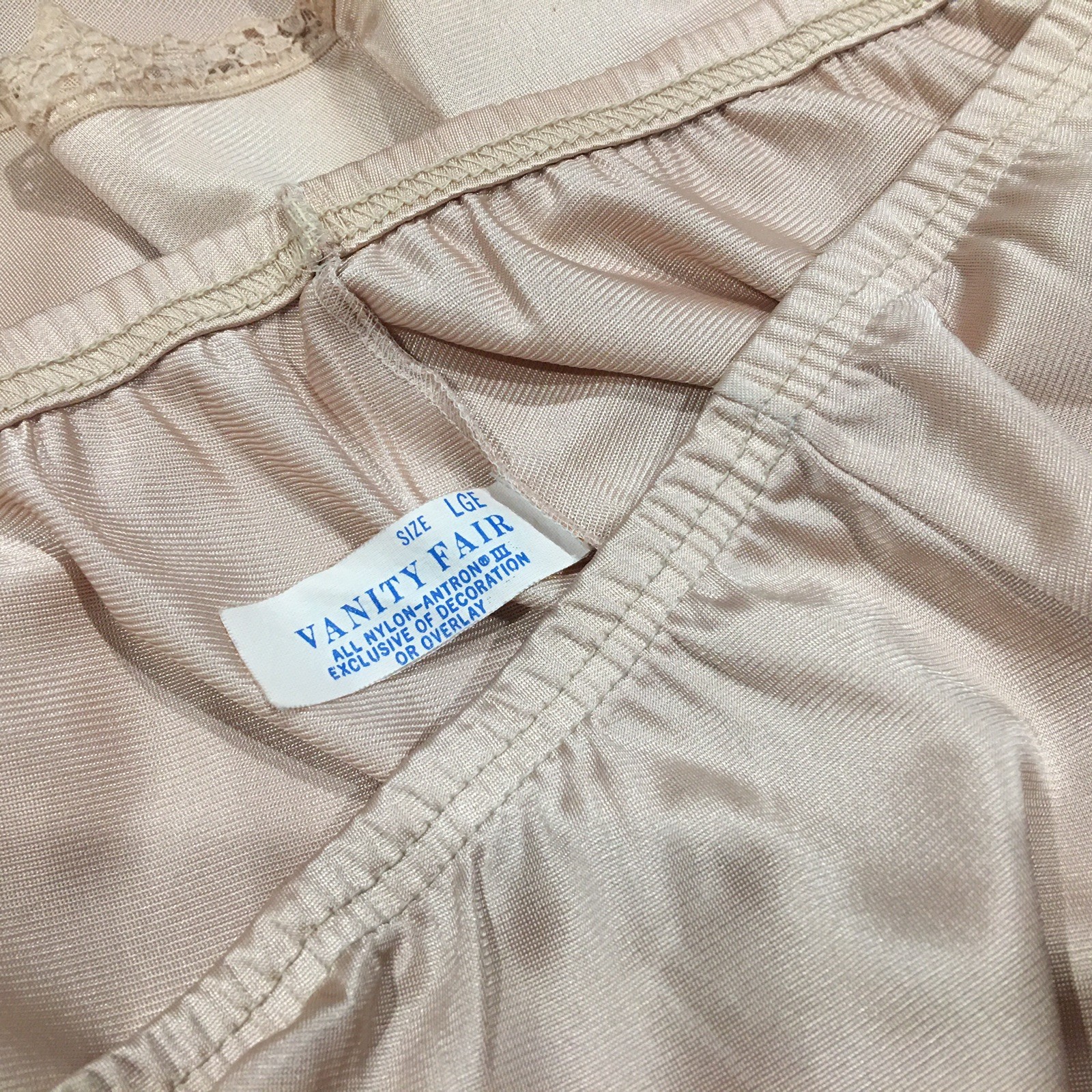 Vtg Vanity Fair Mocha Nylon Shiny Half Slip L