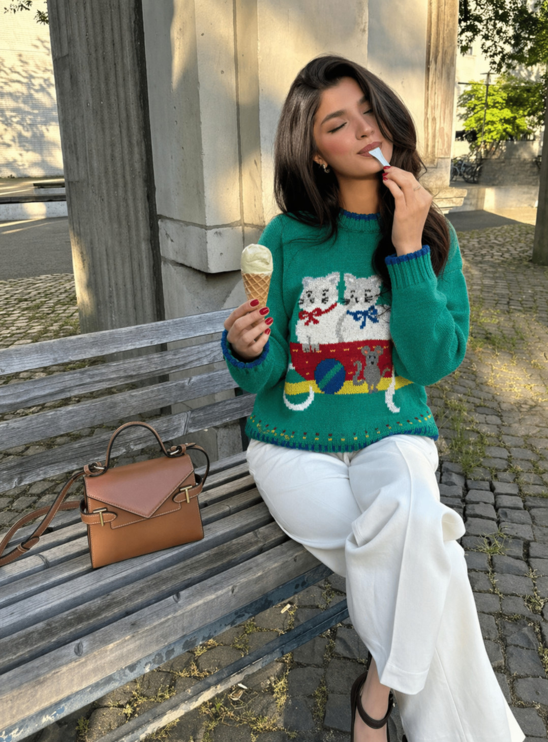 Vintage 90s Knit Sweater Cat Graphic Green Crewneck Cottagecore Kitten Mouse