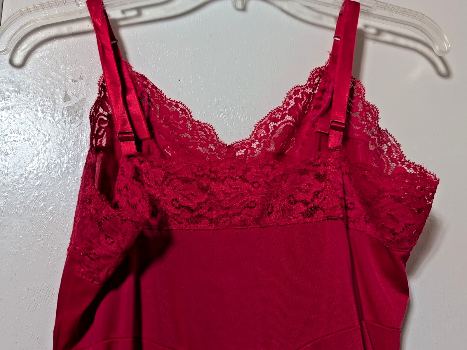 Vintage Shadowline RED 100% Nylon Lace Full Slip Size 34 Short