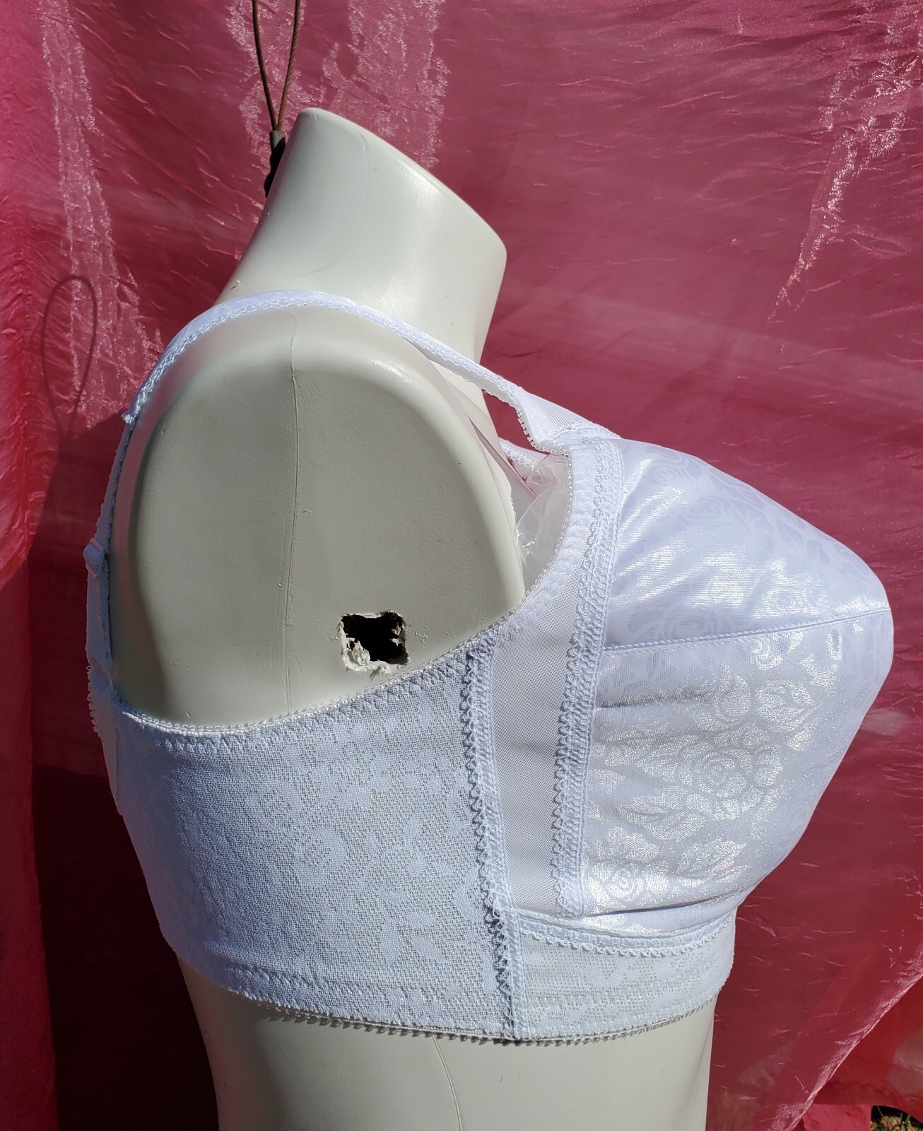 Playtex White Bra Size 40D White Silky Lace Sexy Sissy Pin-up Crossdress Y2K