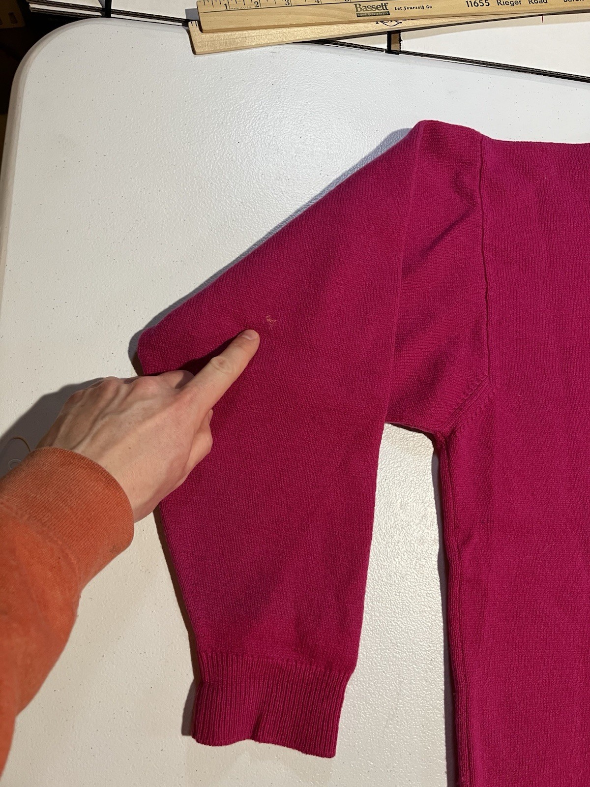 vtg Pringle 100% Wool Sweater Scotland Made Pink Purple V-Neck Knit Women Medium