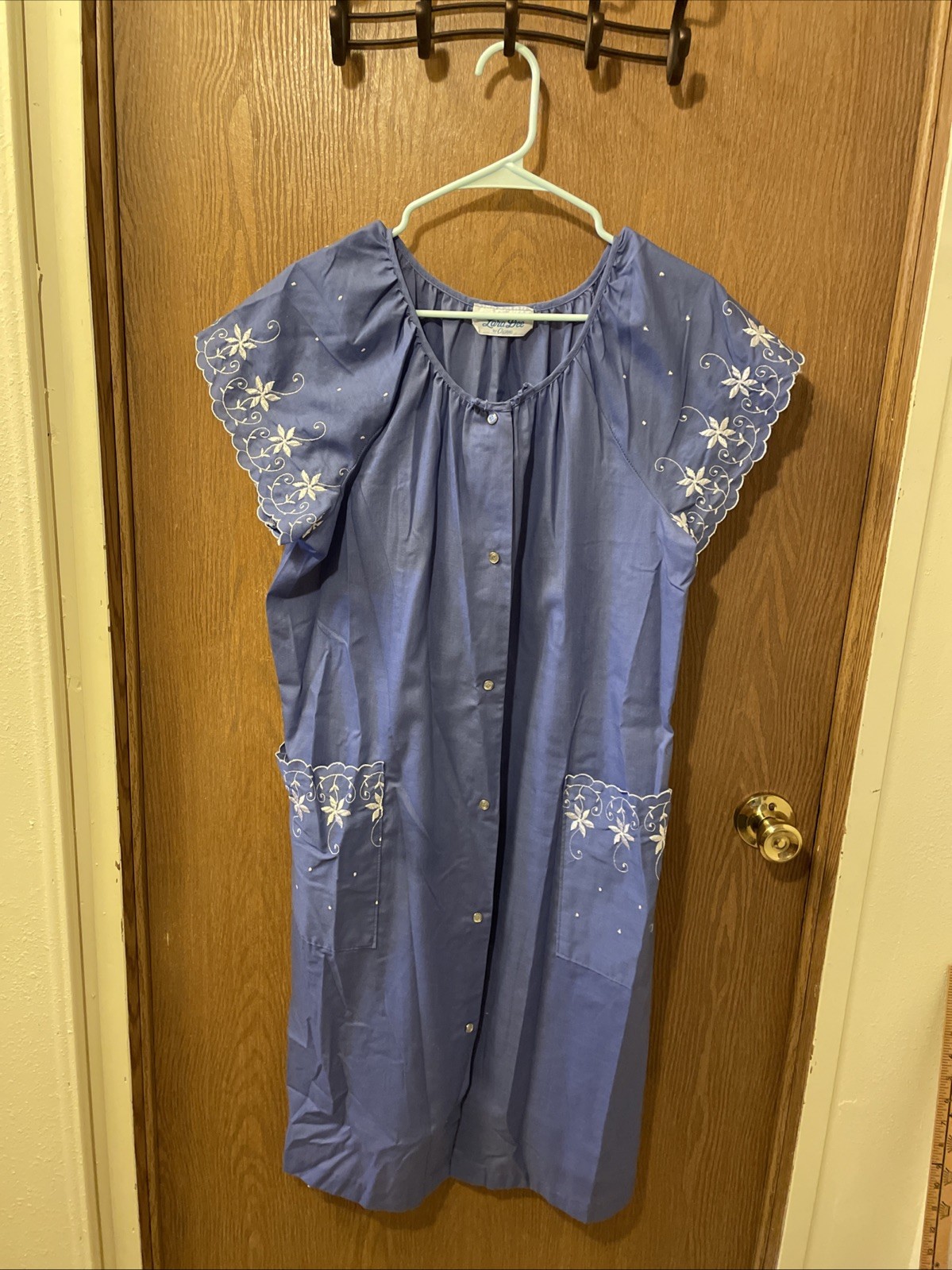 VTG Lara Dee Duster By Charm Blue w/Embroidery large pockets light weight 70’s