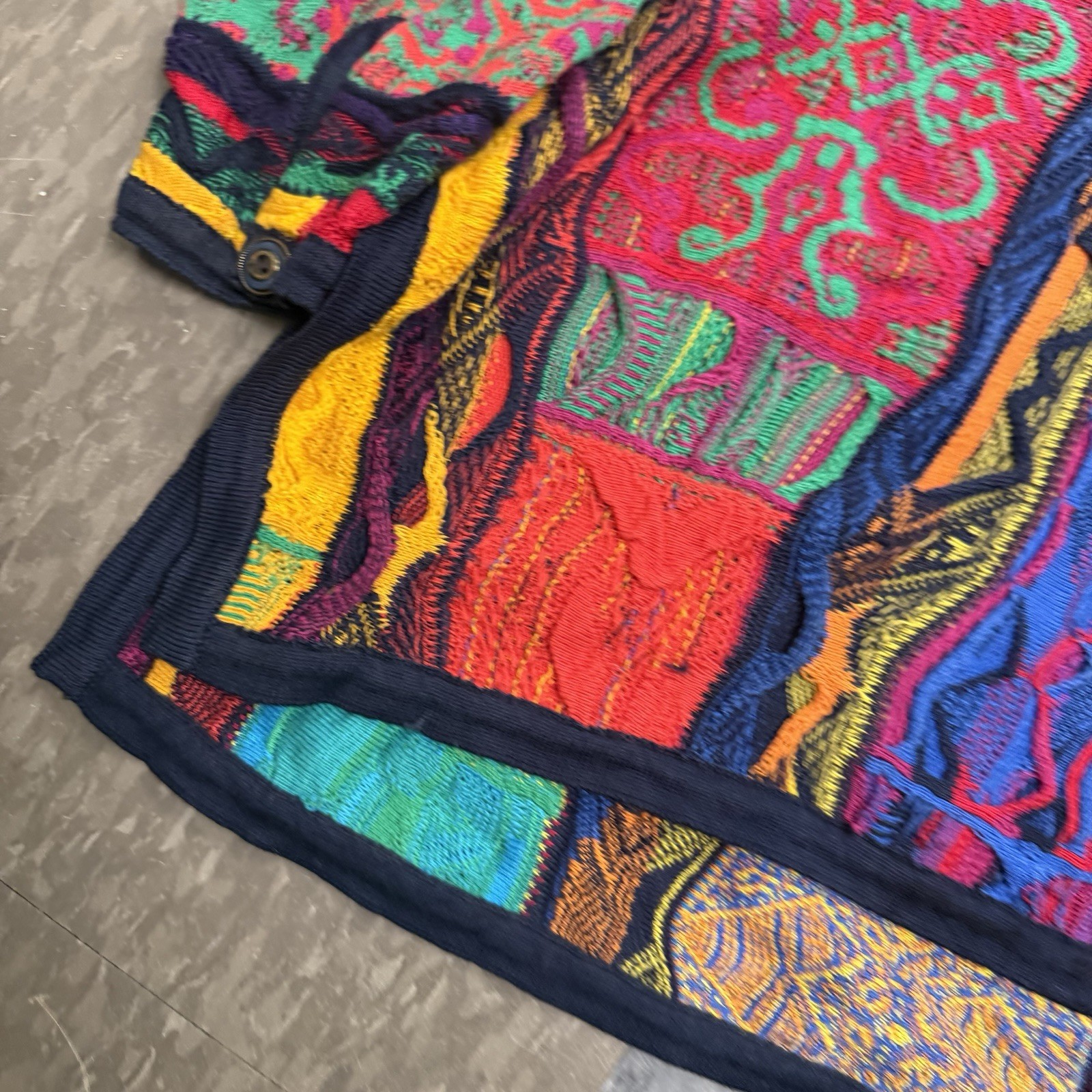 Coogi Women’s Vintage Textured 3D Knit Pullover Sweater 90s Australia