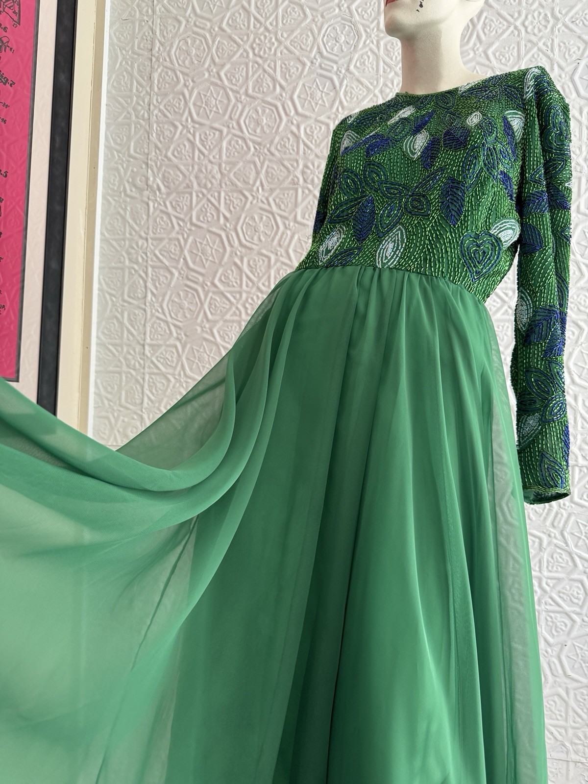 1980s Green Beaded Chiffon Cocktail Dress-Floral-Foliage-Glam-Hollywood-S/M