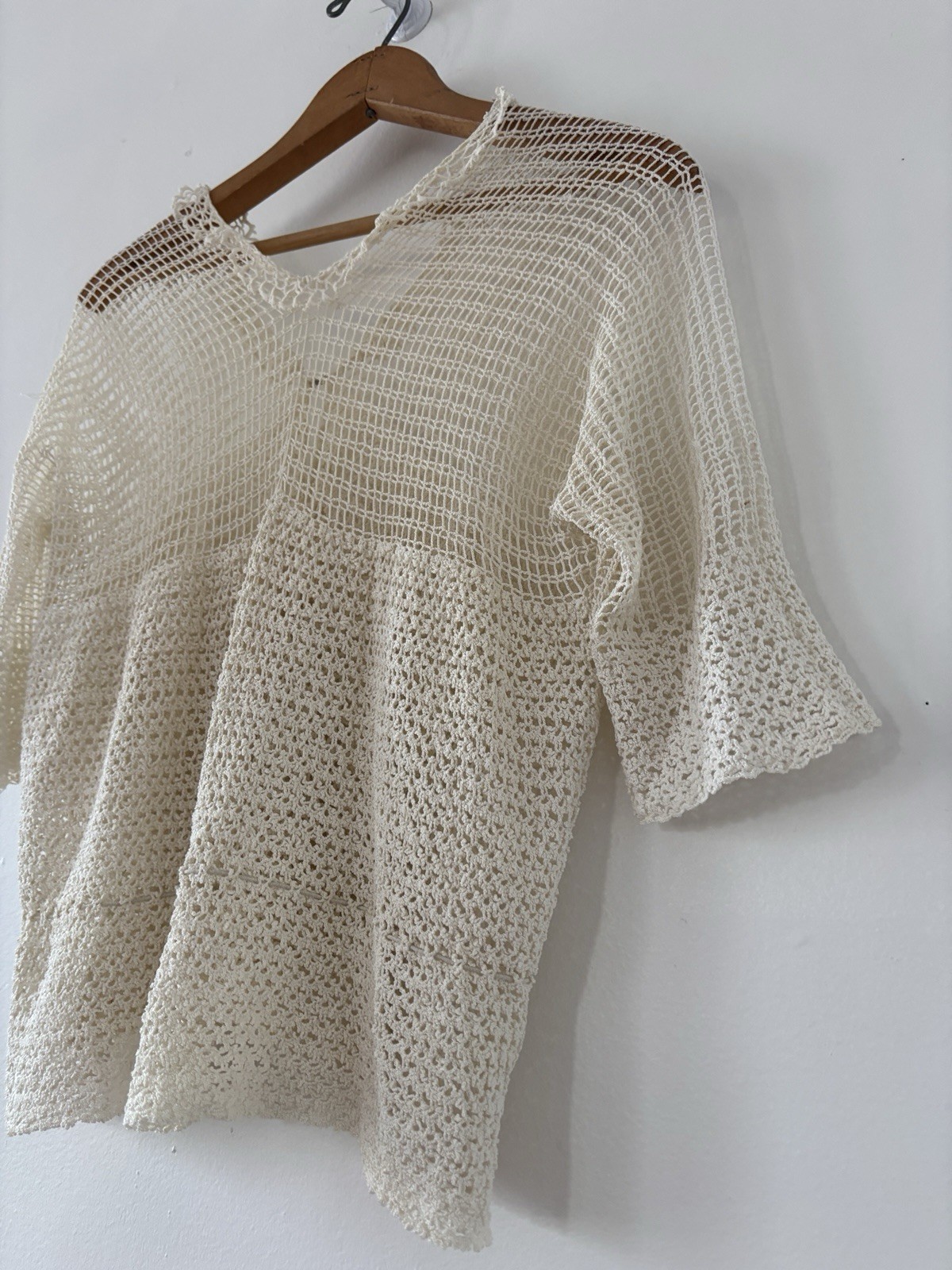 Antique Edwardian 1910s 1920s Ecru Rayon Crochet Knit Top/Sweater Ruffle Edging