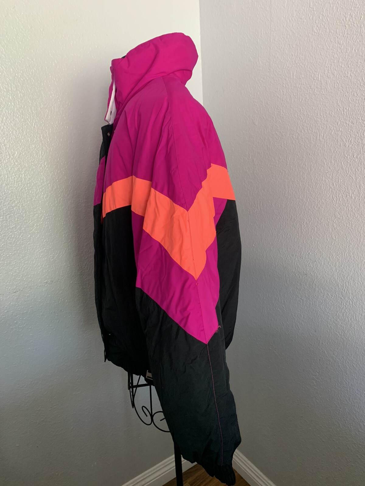 Cornice Womens Medium Windbreaker Winter Jacket Vintage Pink Coral Black Purple
