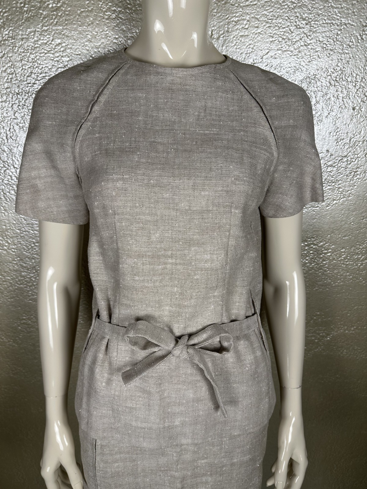 Vintage 1960’s Ladies JUNIOR SOPHISTICATES Tan Linen Two Piece Skirt Suit Set