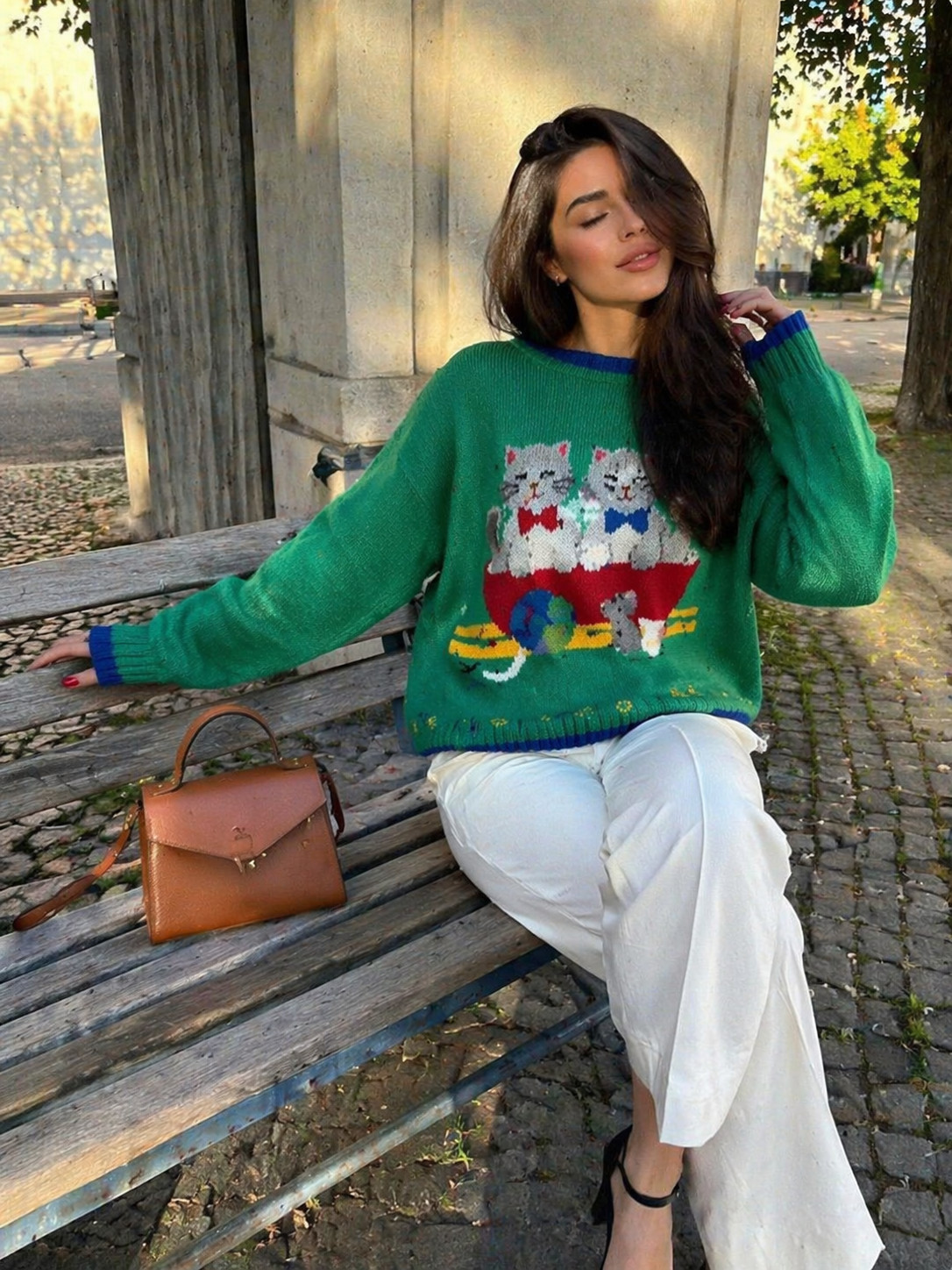 Vintage 90s Knit Sweater Cat Graphic Green Crewneck Cottagecore Kitten Mouse