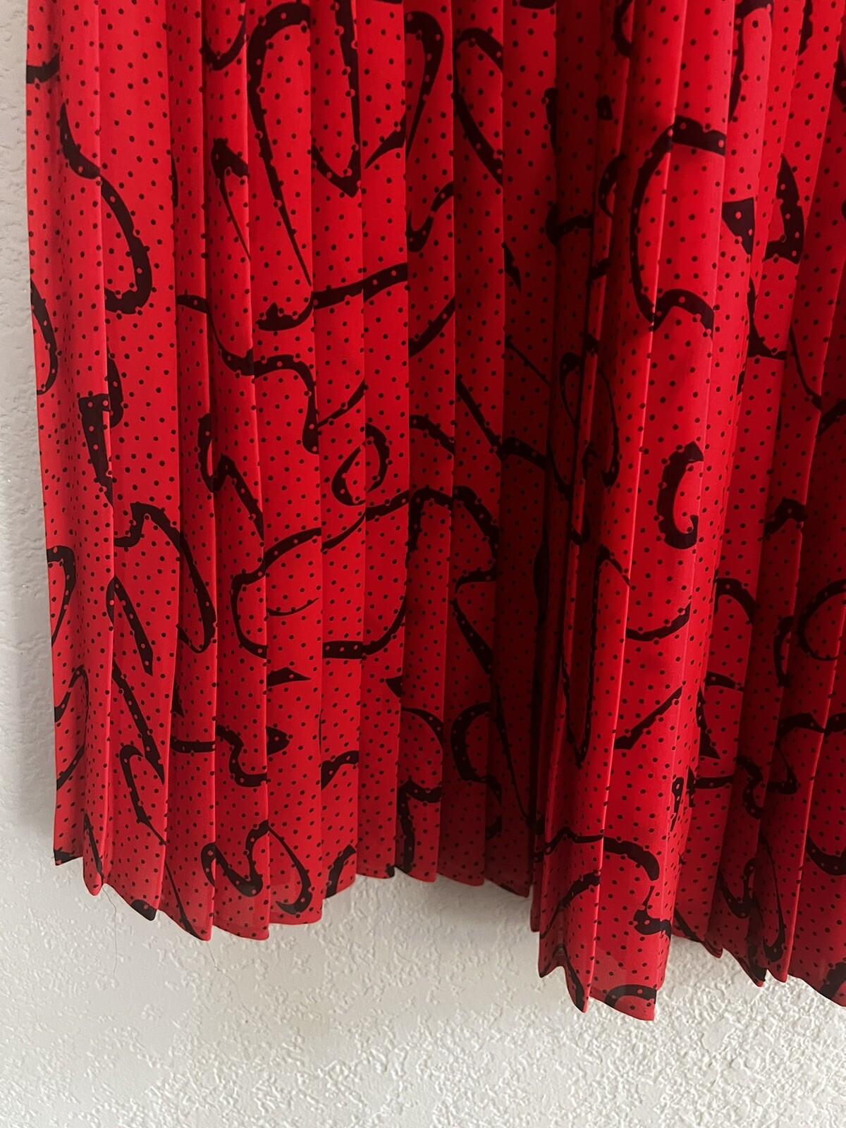 Vintage 70’s Diamond Run Women’s 100% Polyester Red Drop Waist Dress- Black/Red