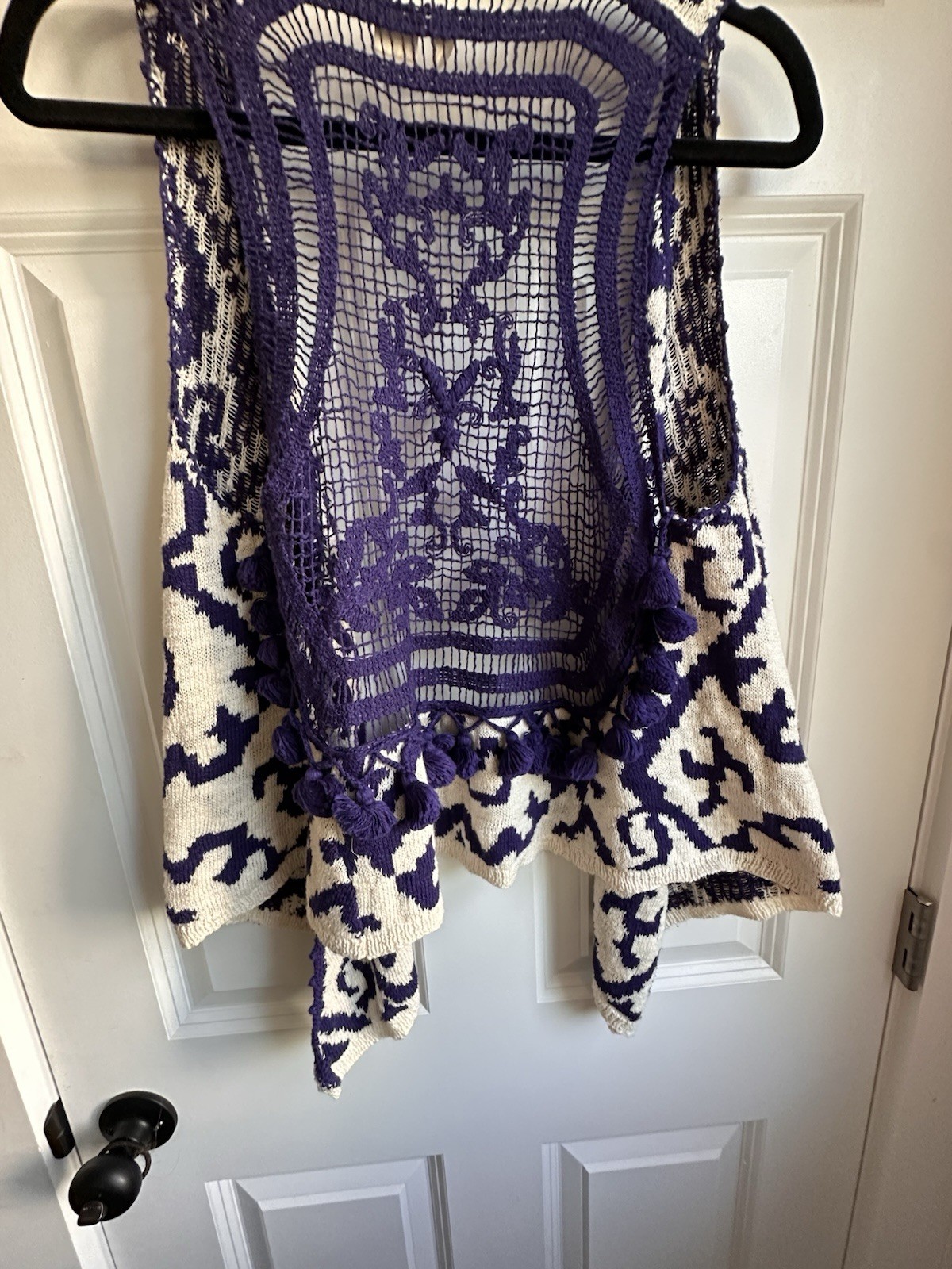 Moth Anthropologie Blue and White Patterned Knit Vest XS / S