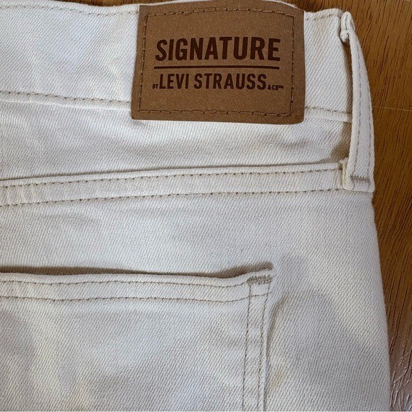 Signature by Levi Strauss | Heritage High-Rise Straight Jeans Off-White Size 14