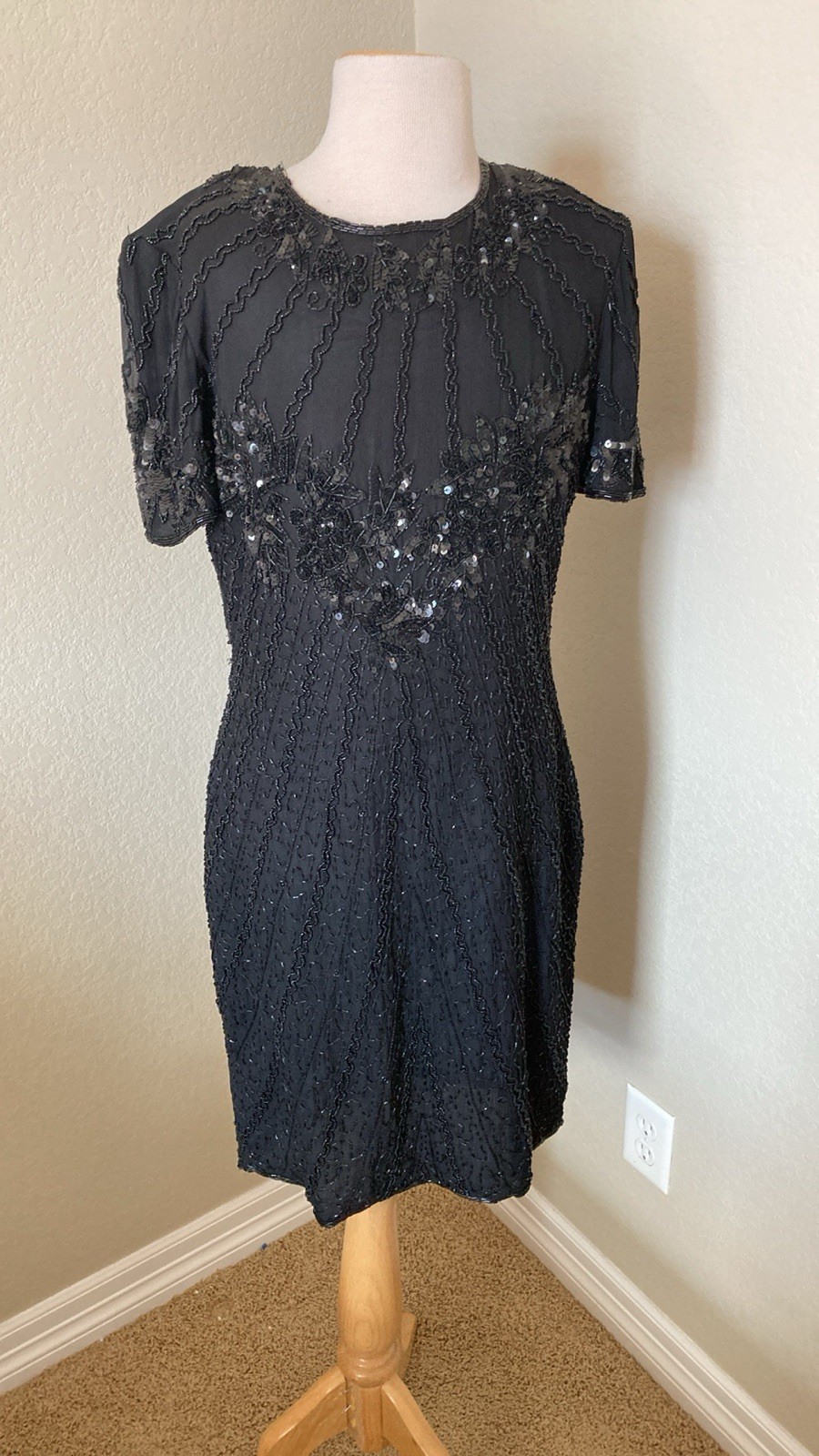 Vtg sz 8 Black Beaded Knee Length Cocktail Evening Party Club Dress Designer