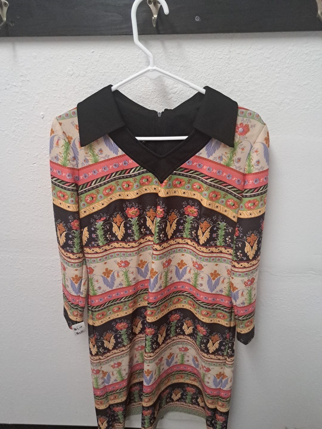 Jerrie Lurie Vintage Dress long sleeve 1970s 80s polyester