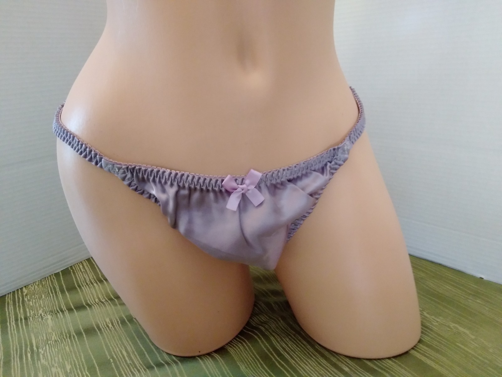 Panties String Bikini Lingerie Glossy Satin Second Skin XXL Lite Purple Stretchy