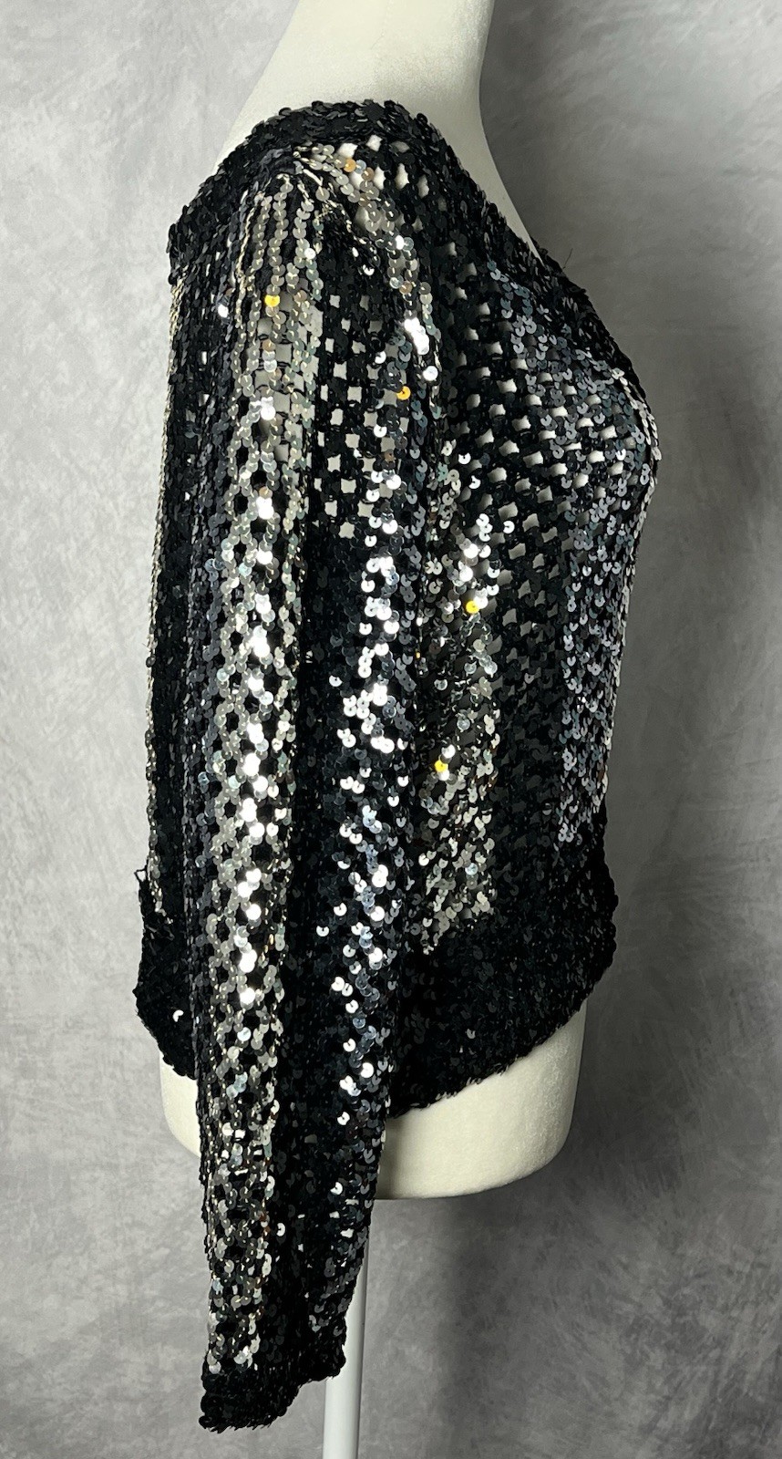 Vintage 1970s Lilli Diamond Black Silver Sequin Open Weave Crop Sweater Sz M/L