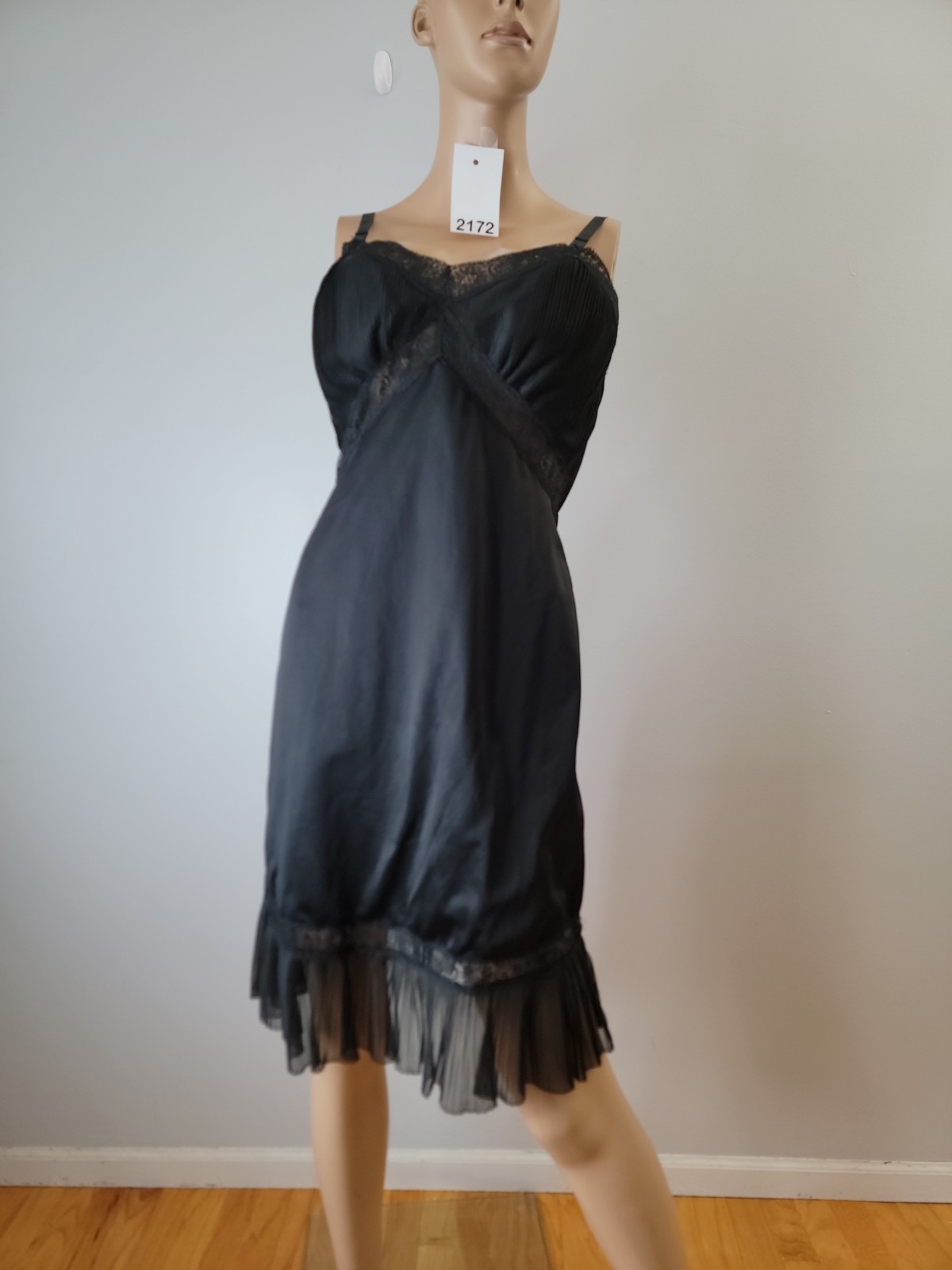 Vintage Charmode All Nylon Black Full Slip Pleated/Lace Detail Size 34