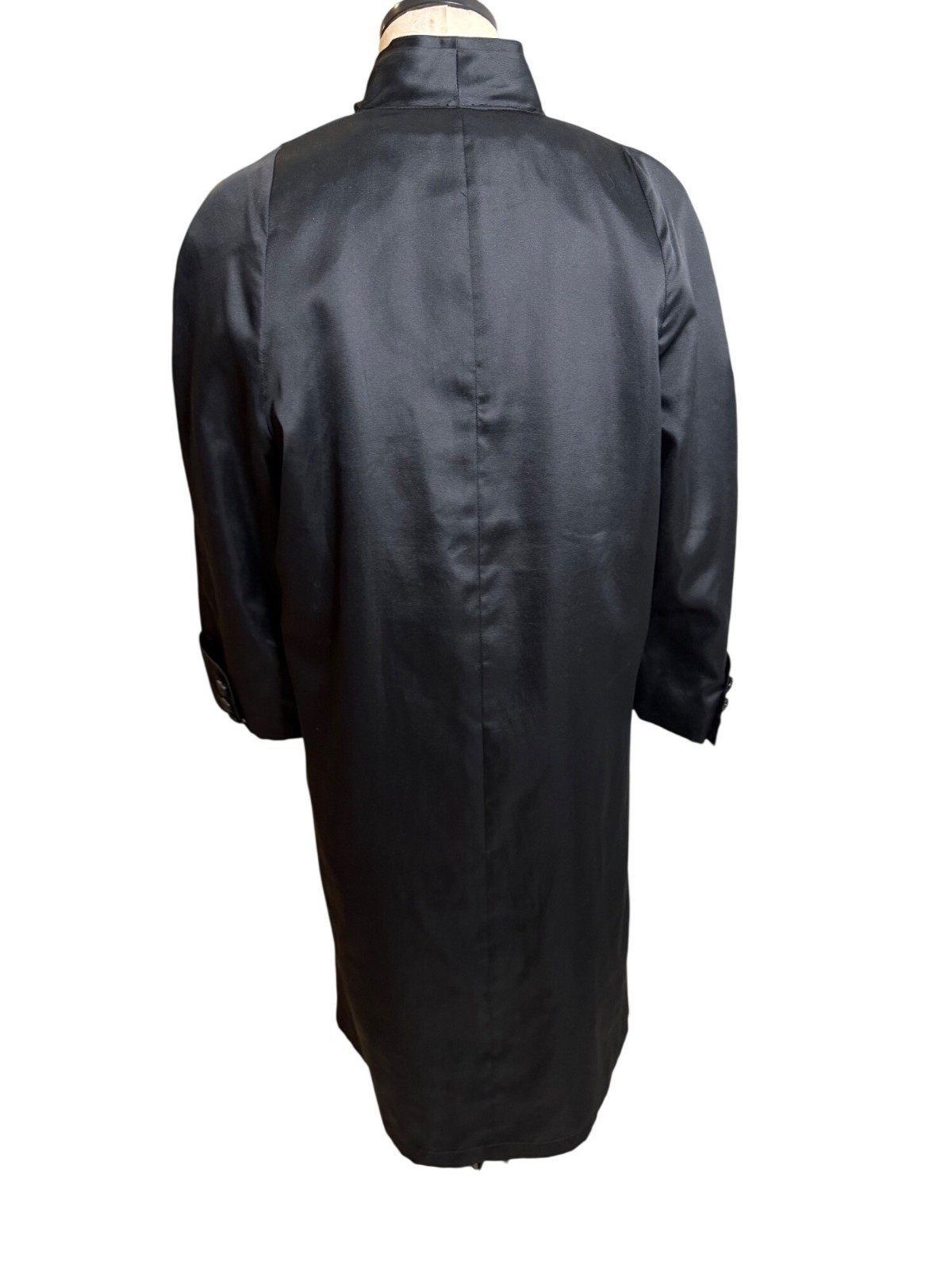 Count Romi LTD. Evening Coat Vintage Size 2 Black Satin Button Front Long Sleeve