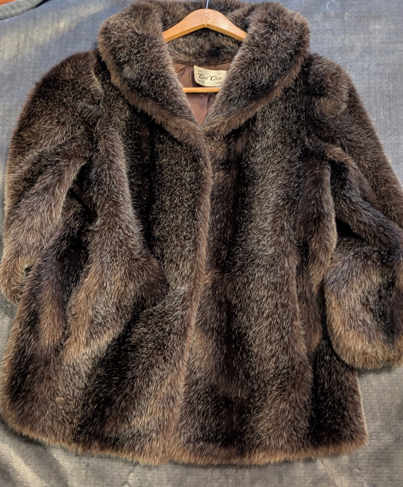 Vintage Faux Fur Shawl Collar Style Coat with Luxuriously Soft Multi-Tone Browns