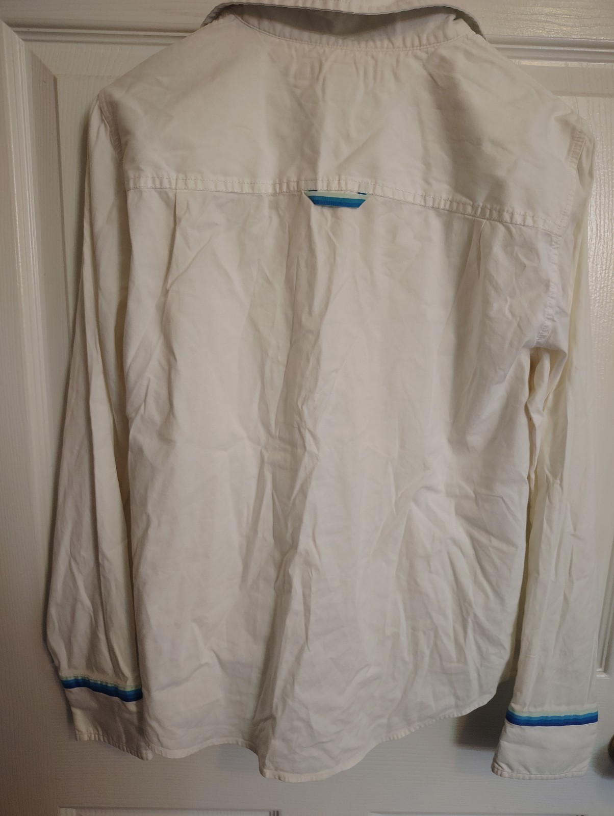 Title: Vintage 90s Tommy Hilfiger White Button-Down Shirt (Made in Hong Kong)