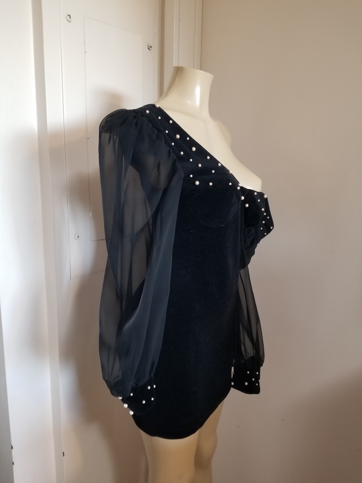 Vintage 80s Karen Okada climax david Howard pearls velour dress