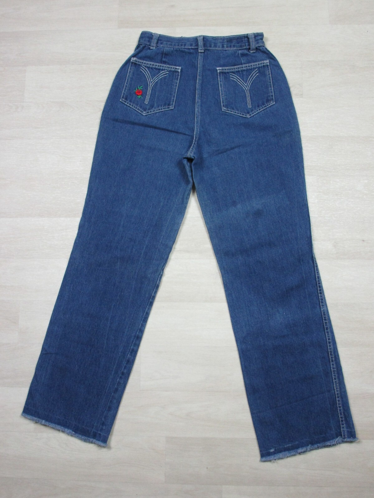 Vintage 70s Jeans Womens Sz 25 High Rise Straight Denim Raw Hem Embroidered Rose