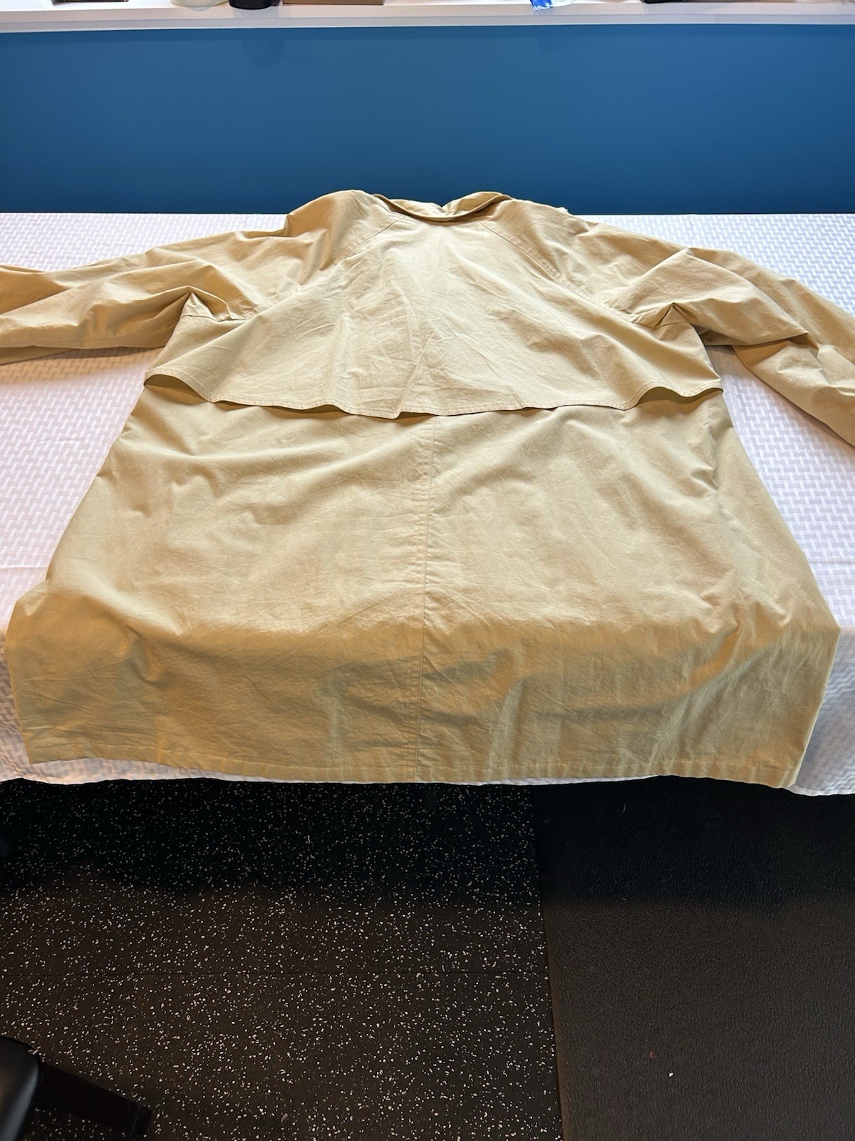 Vintage Burberry Women’s Medium Trench Rain Coat with Removable Hood