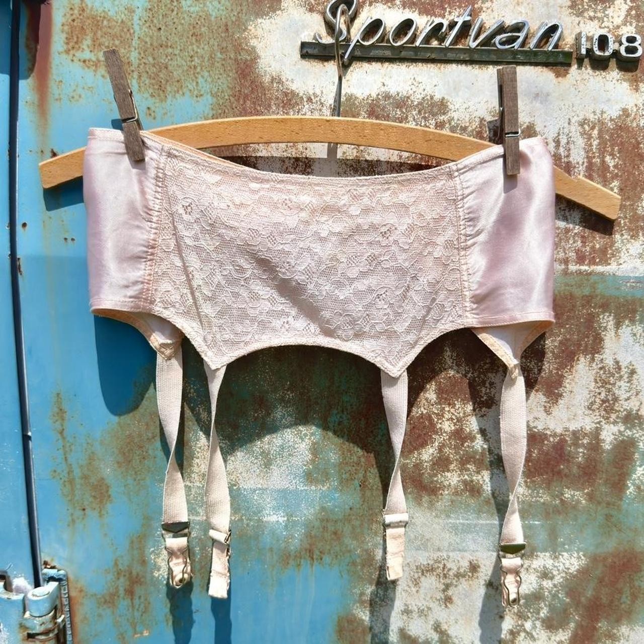 1940s henni bra peach satin & lace pinup garter belt