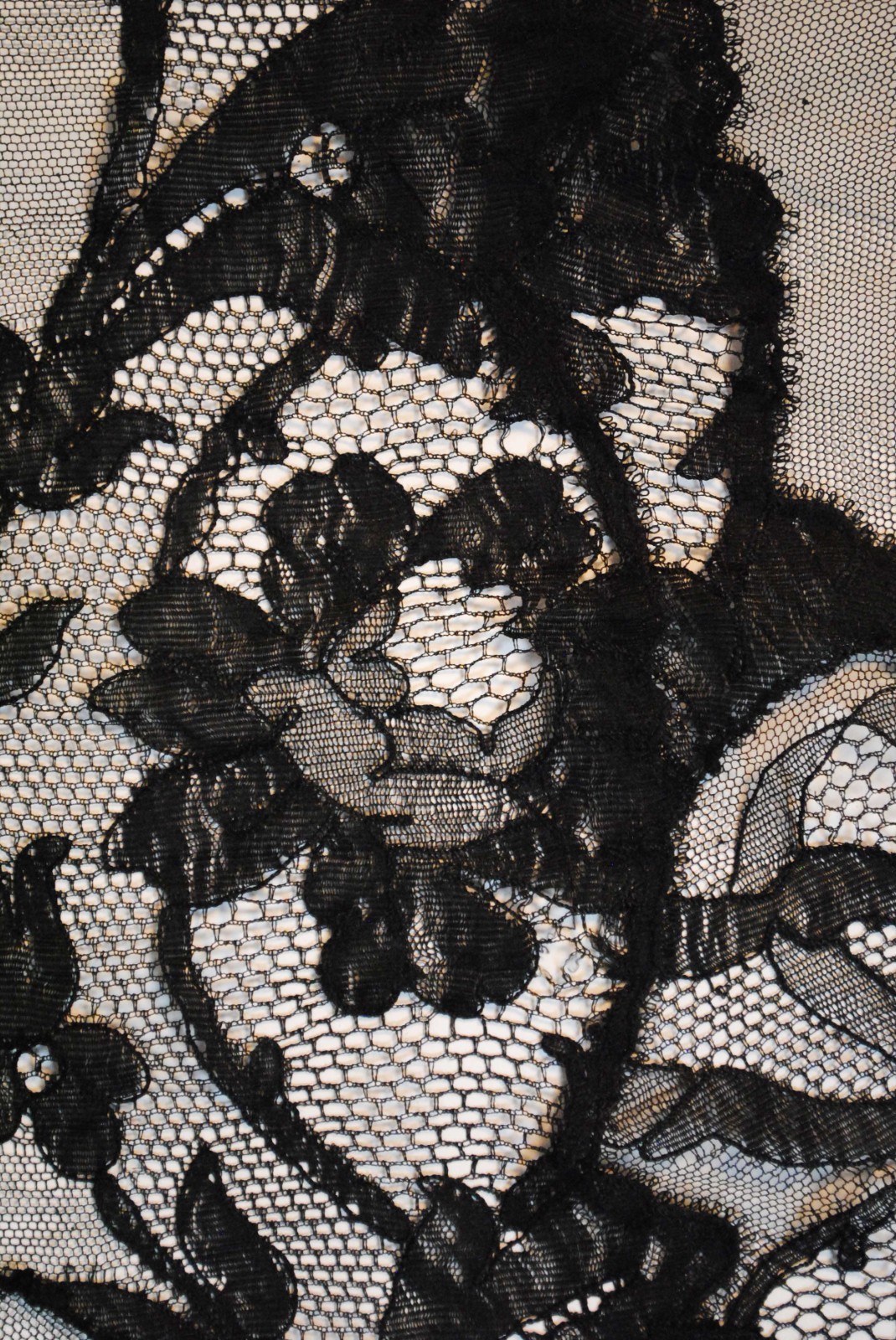 VINTAGE FLORAL BLACK ALENCON NET LACE PARTY DRESSES, CIRCA 1935s