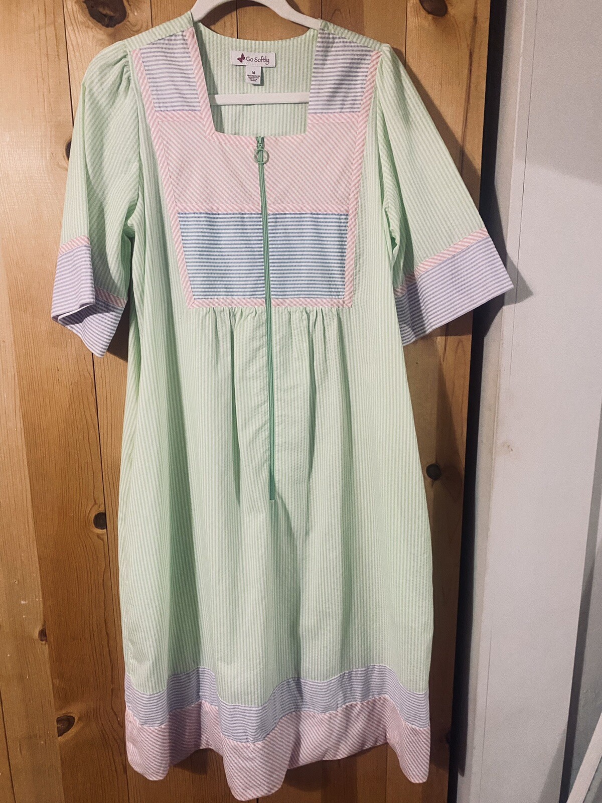 Go Softly April Robes Multi-Colored Pastel Patio Nightgown Country MEDIUM EUC