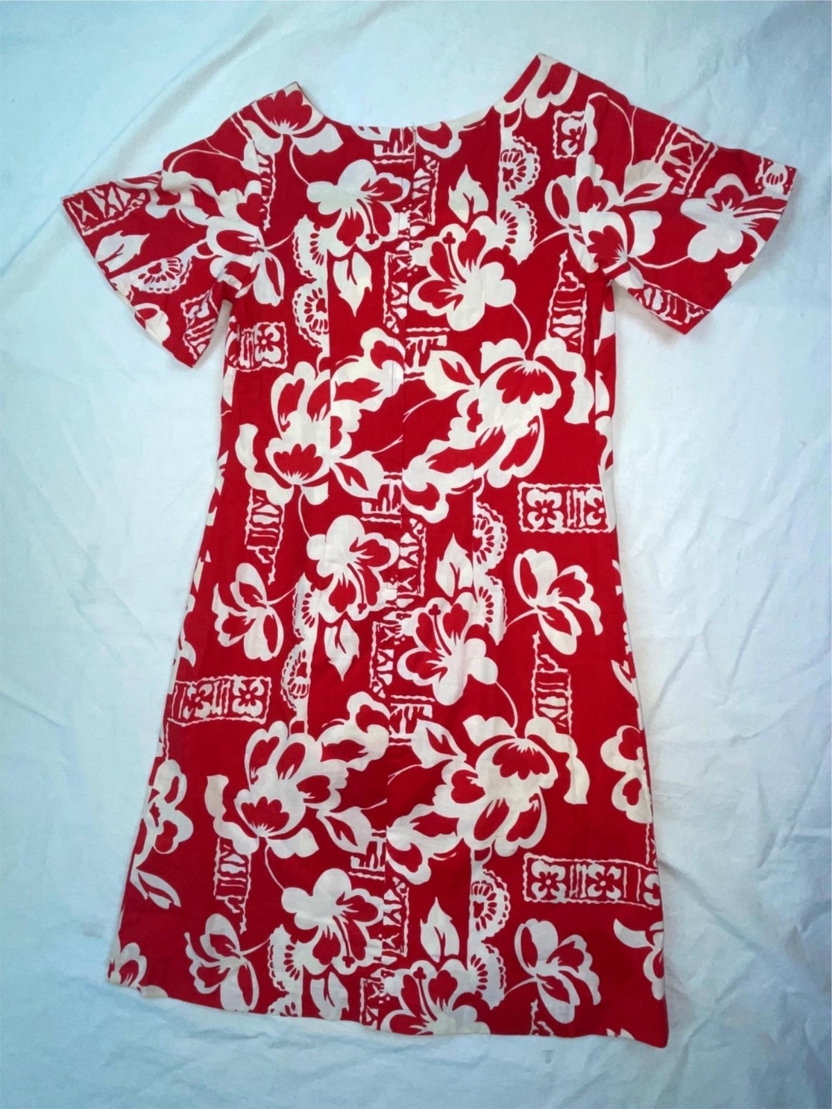 VTG 60S 70S WOMENS S FLORAL FLOWER PRINT RED WHITE COTTON HAWAIIAN DRESS