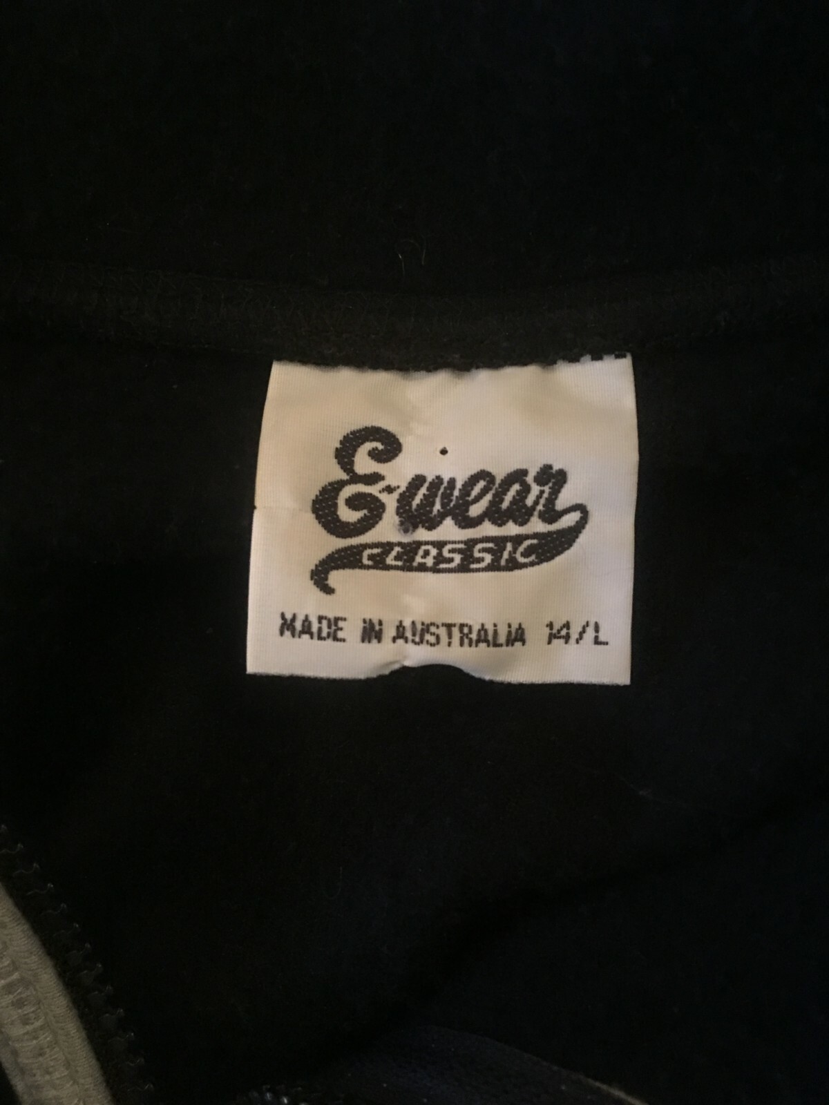 VINTAGE BLACK JUMPER BY E WEAR CLASSIC SIZE 14 LARGE MADE IN AUSTRALIA