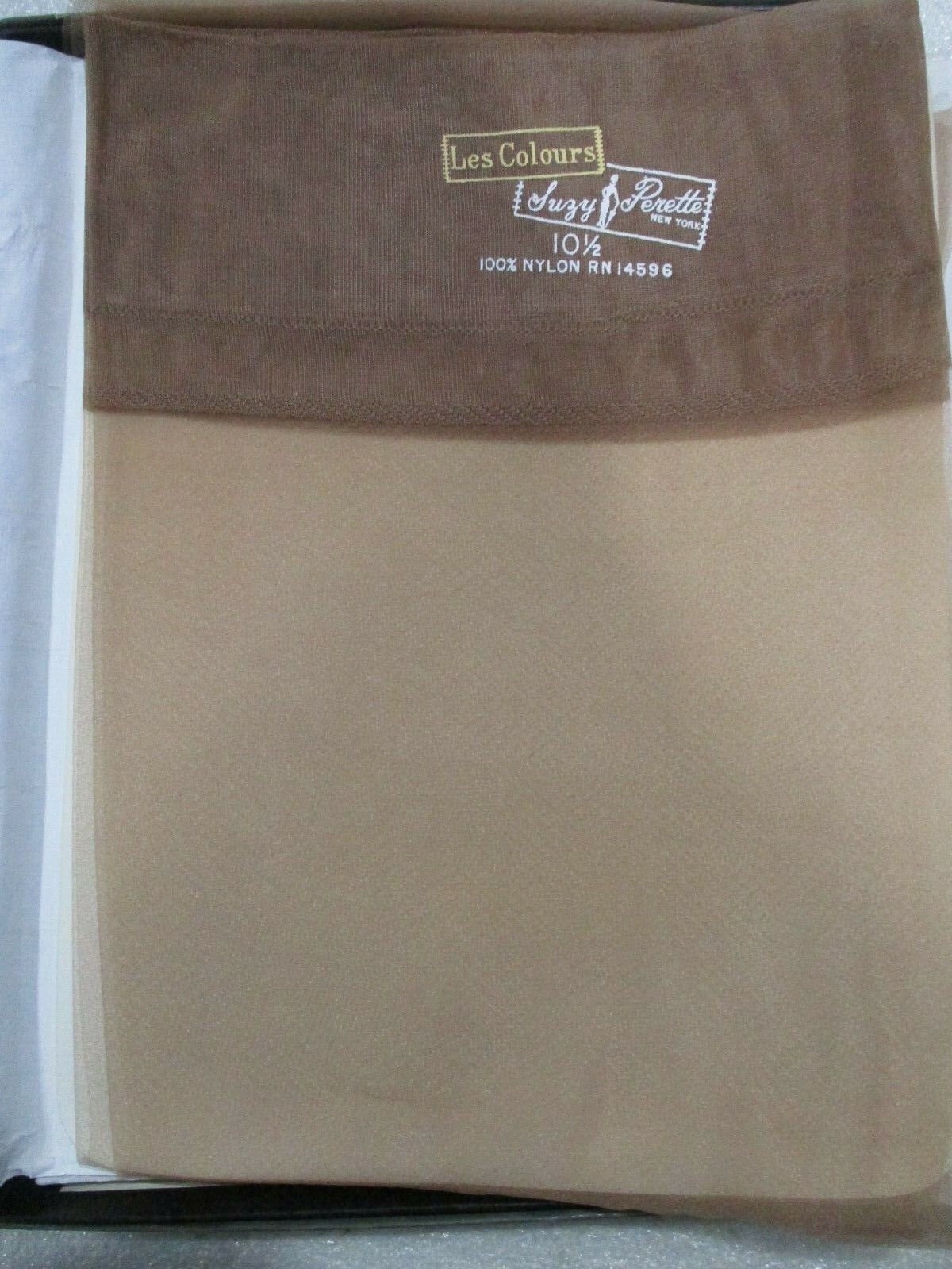 1PR VINTAGE LES COLOURS RT SHEER MICRO MESH NYLON STOCKINGS 10 1/2 M 34″ BEIGE