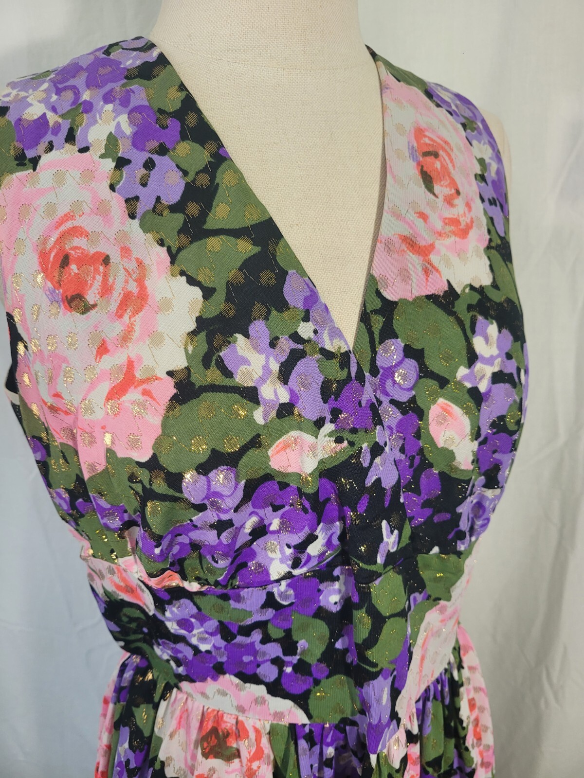 Vintage 70s California Sleeveless Spring Floral and Gold Lurex Maxi Dress Sz. Sm