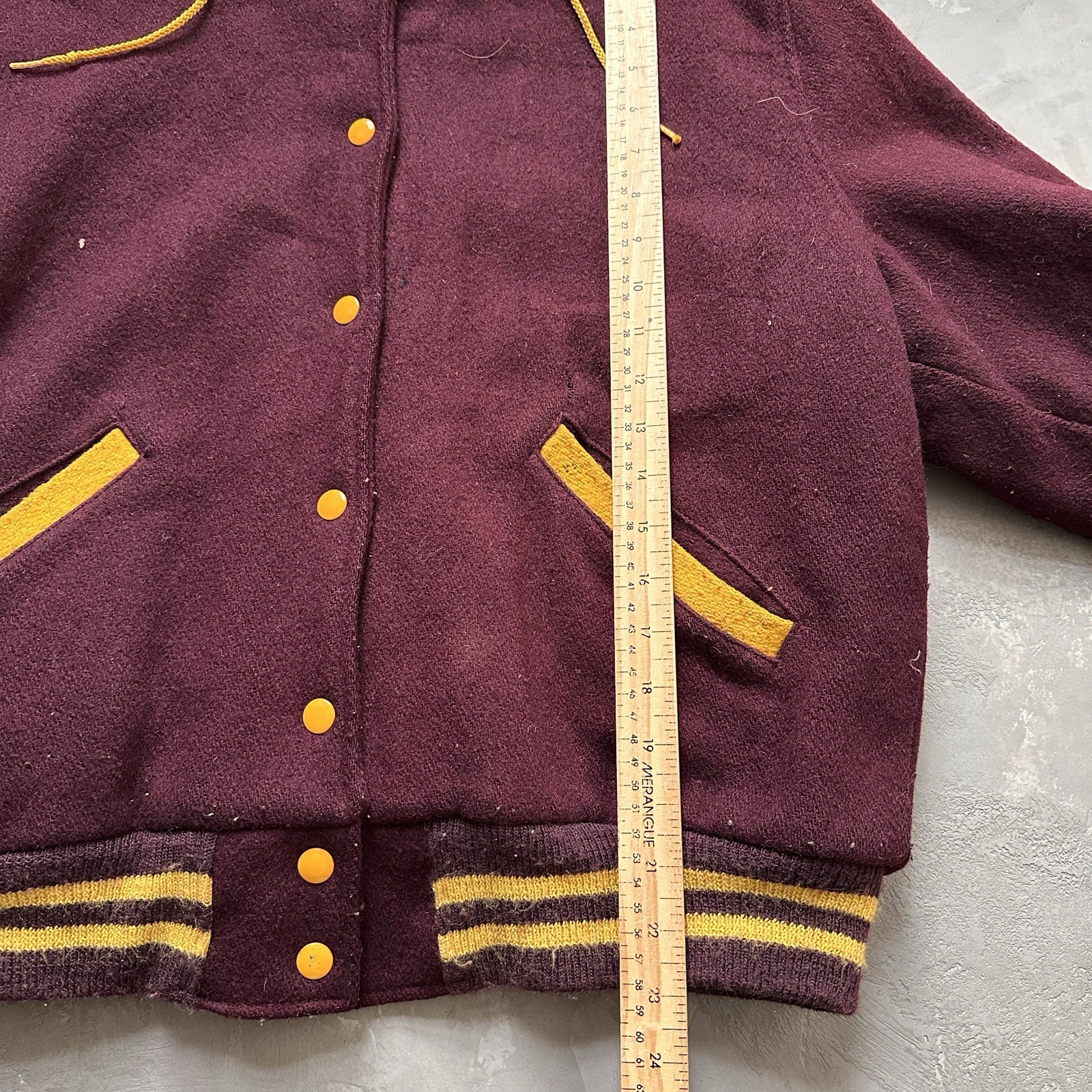 Vintahe Butwin Bulldogs Burgundy Wool Blend Quilted Lining Varsity Jacket Sz m