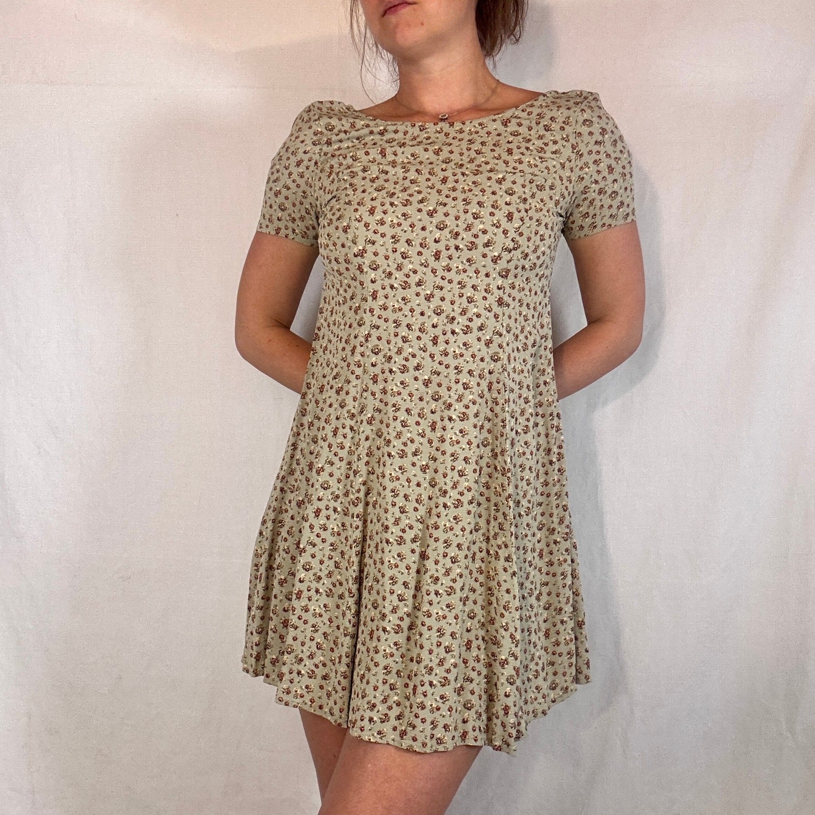 Vintage 1990s Ann Taylor Floral Mini Dress Green Bouquet Print Smocked Back 10P