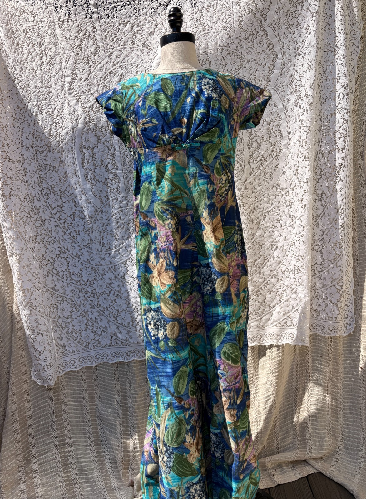 Vintage 1950s Waltah Clarke’s Hawaiian Floral Maxi Dress Blue Purple S M