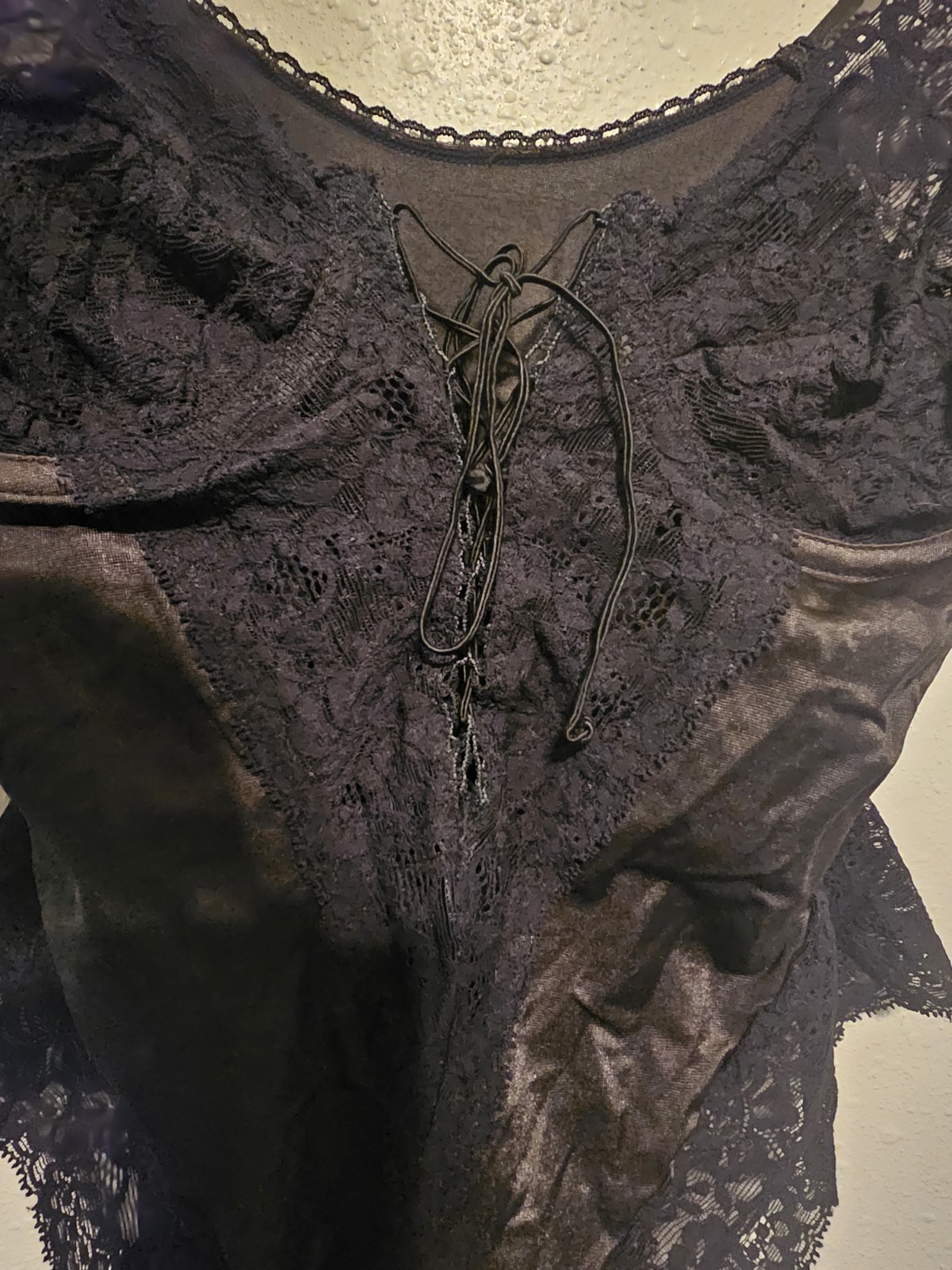 VTG Fantasies By Morgan Taylor Black Satin Lace 36C Bodysuit Lingerie Snapcrotch