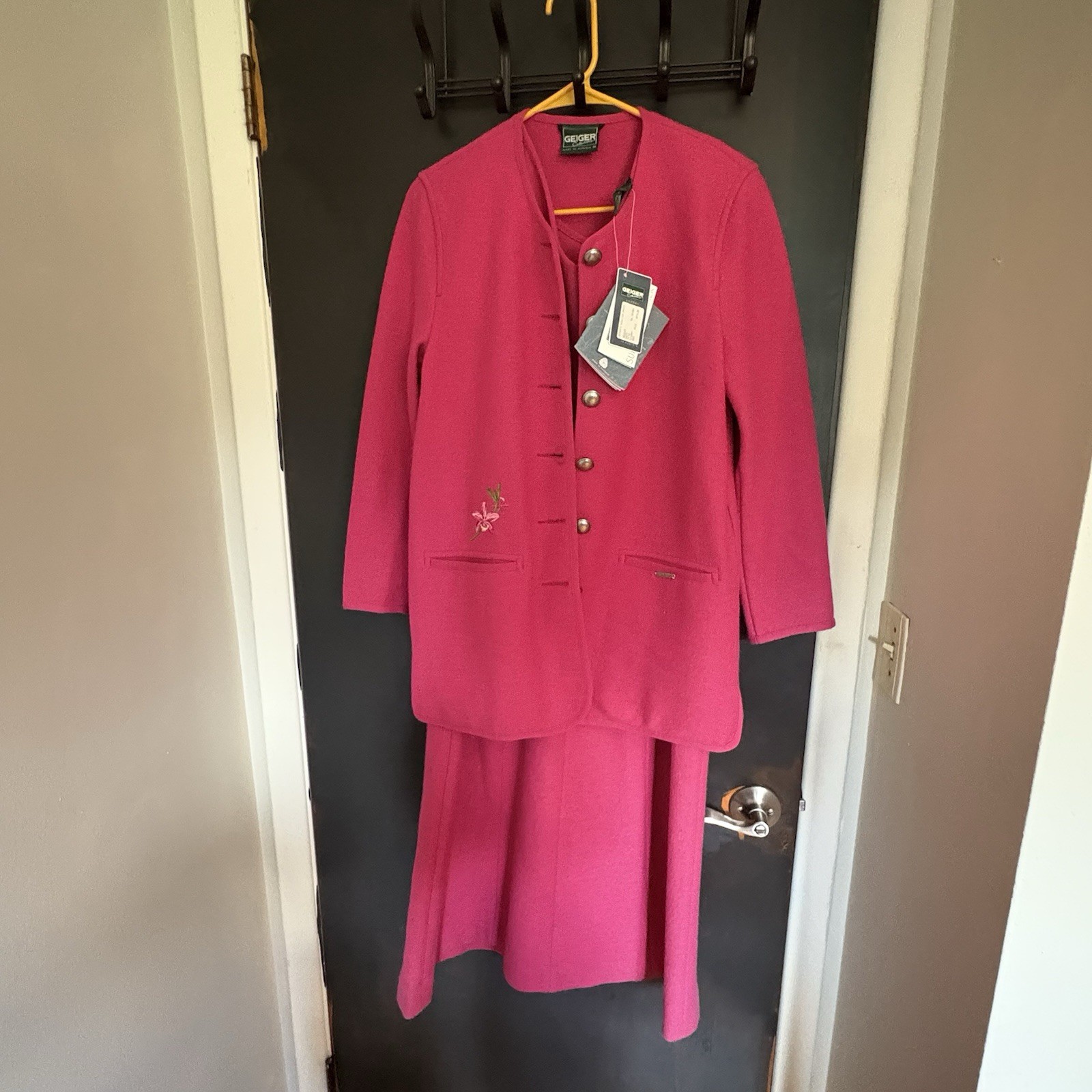 Geiger Collections VTG Women’sPink Dress W/Jacket- NWT – Austria -Size 40 (8/10)
