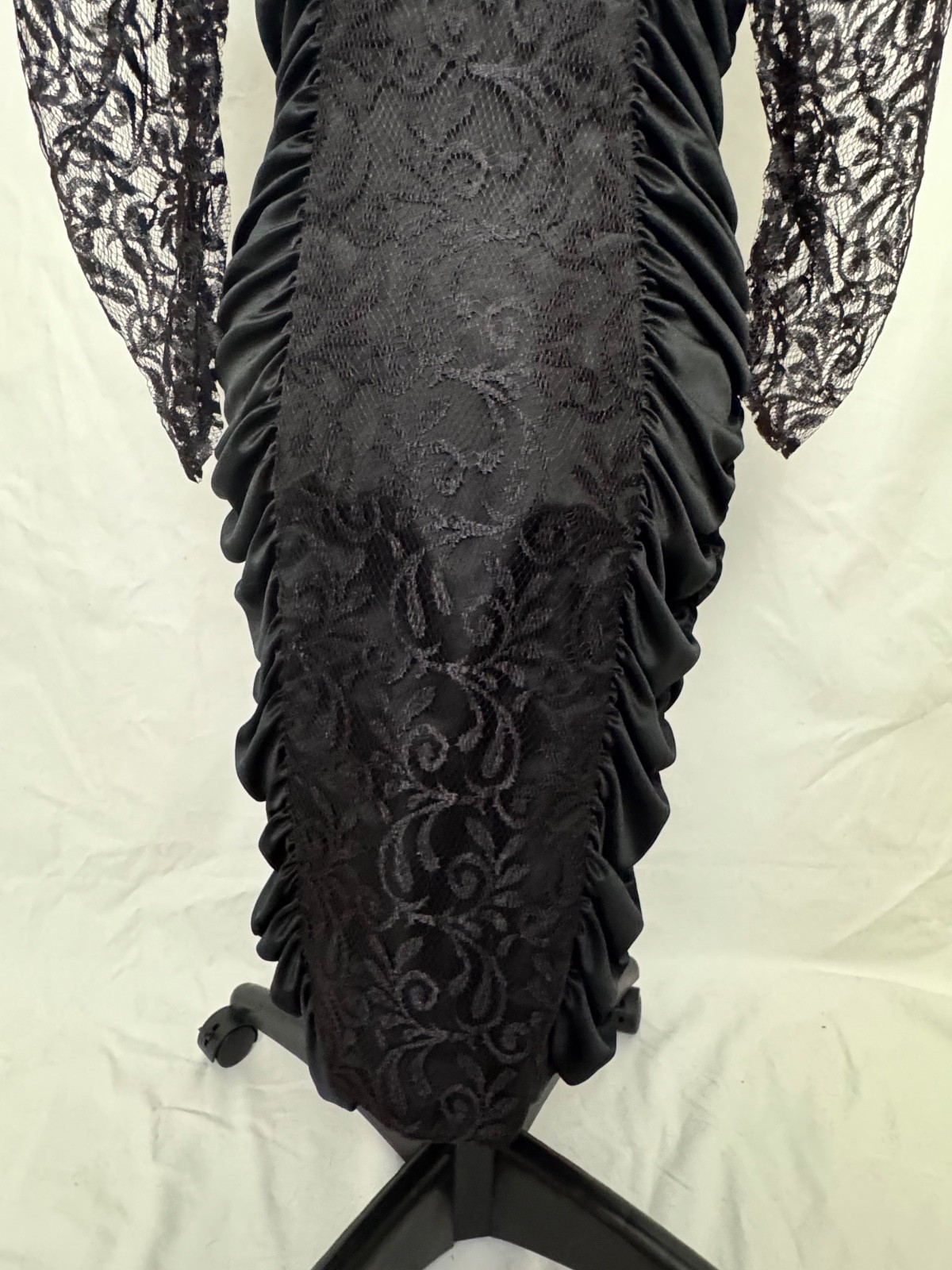 Vintage 1980s Black Wiggle Dress w Lace Sleeves Ruched Side Panels