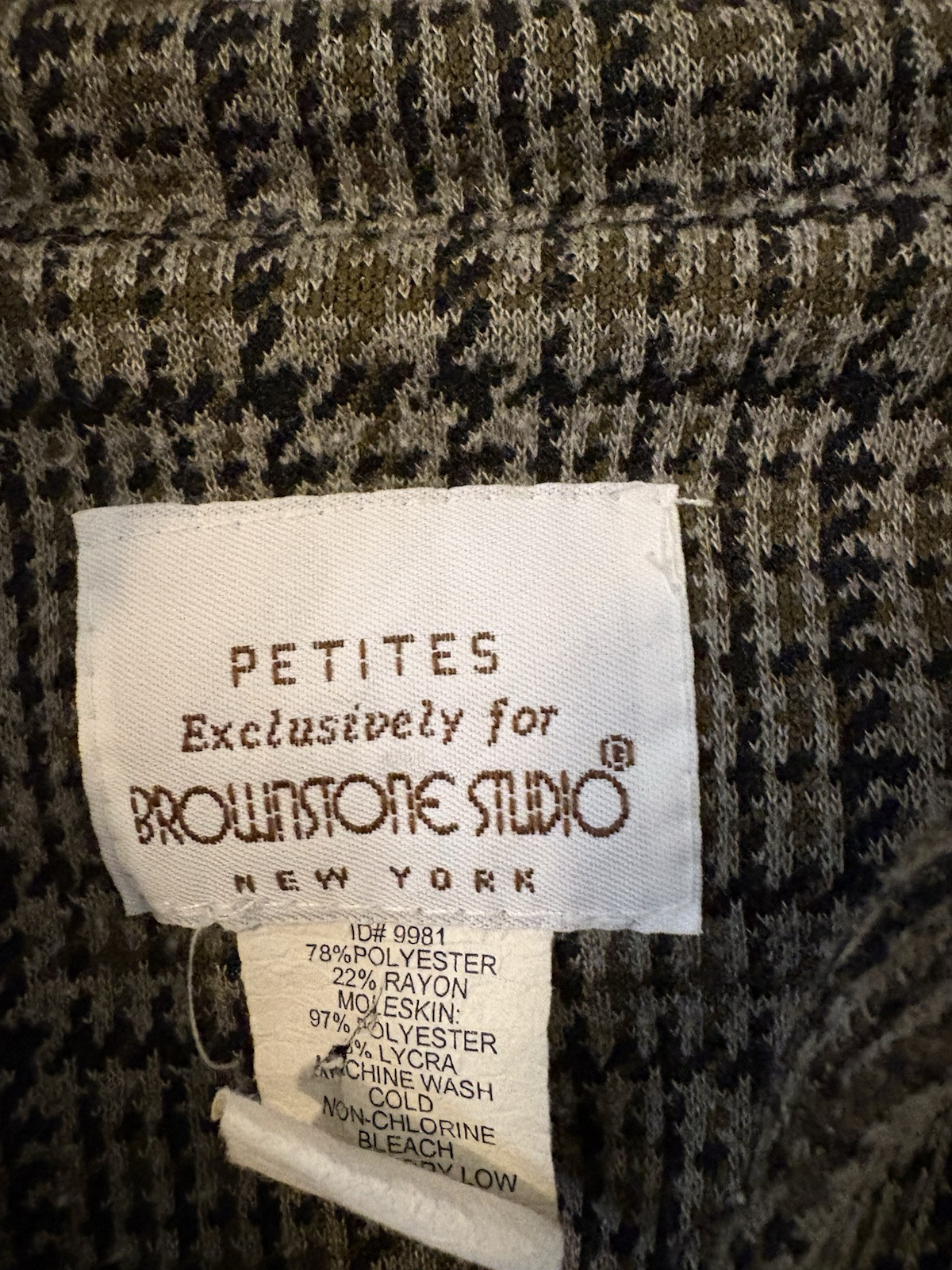 Vintage 1980s Brownstone Studio New York Collared Blouse Brown Plaid Petite S