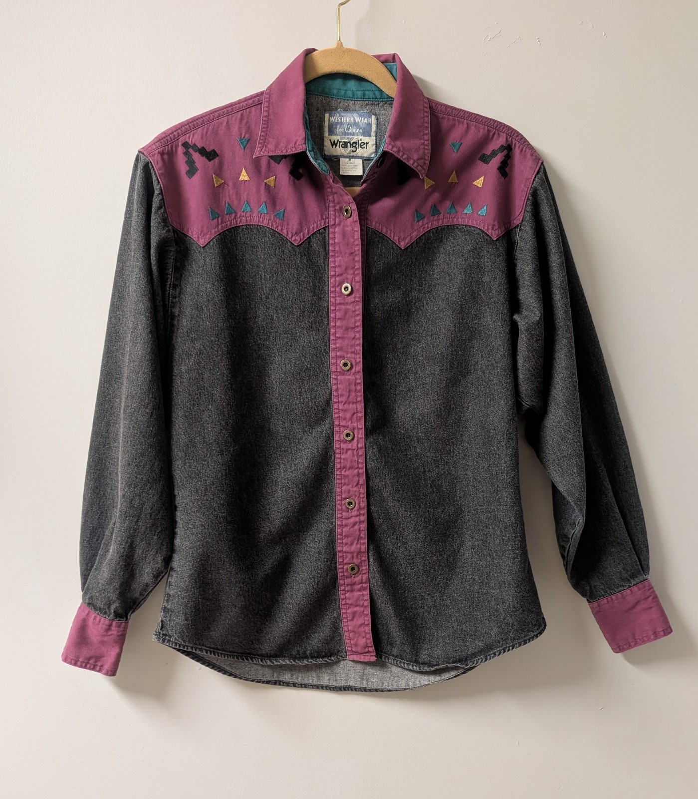 Vintage Wrangler Western Wear For Women Shirt Metal Button Down M