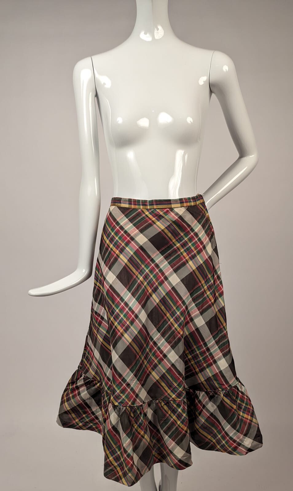 ANTIQUE LATE 1930’S CRISP BROWN PLAID TAFFETA SKIRT W RUFFLE BOTTOM