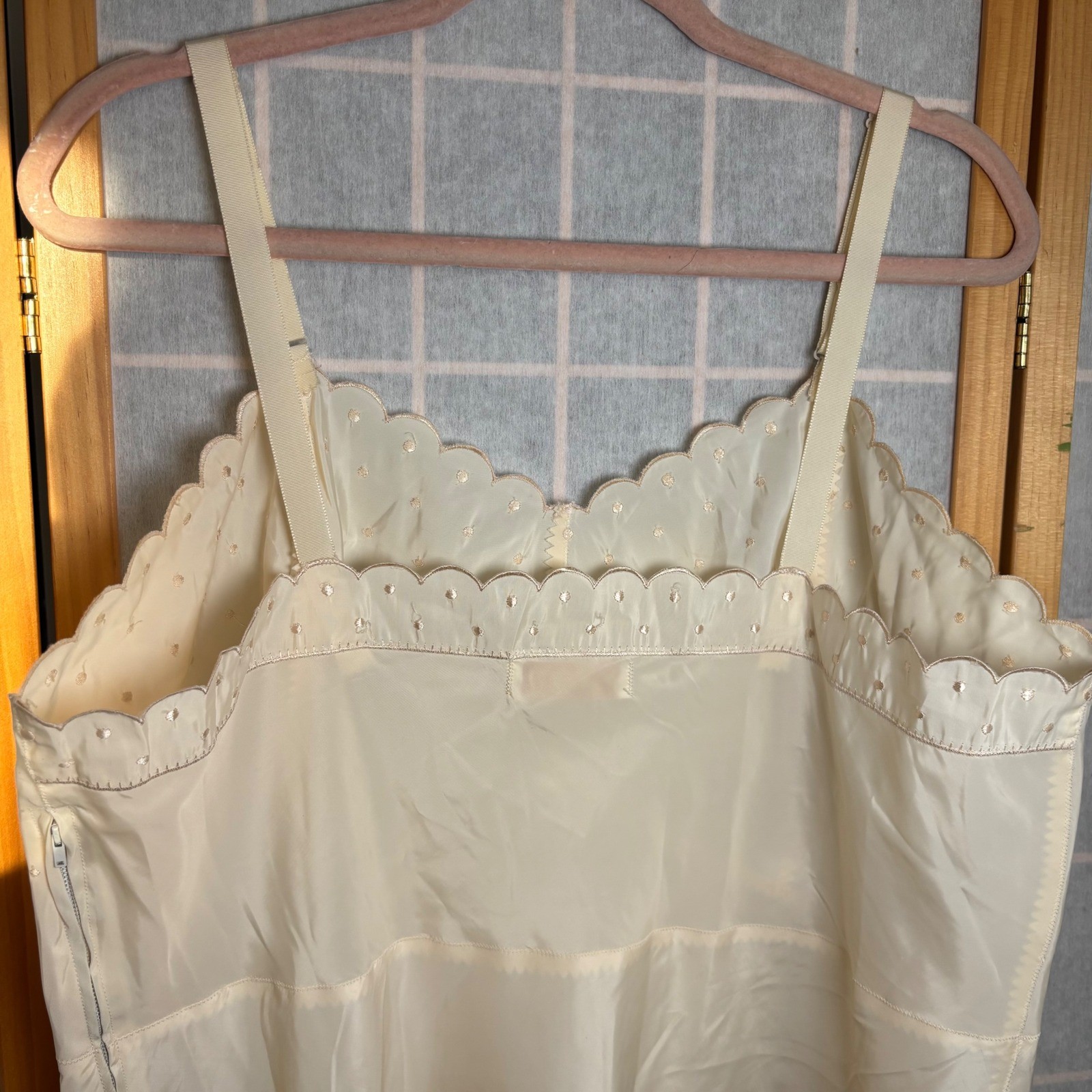 Vintage Barbizon Candie Tafredda Full Slip Ivory Scalloped Embroidered Size 40
