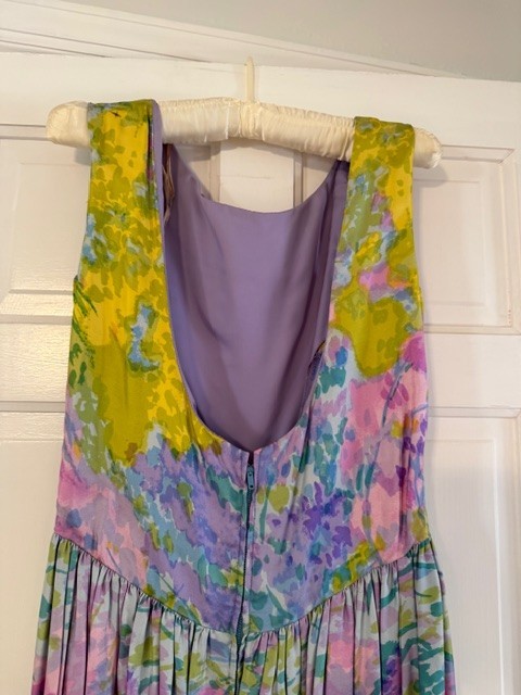 Vintage 1960’s Women’s Full Length Silk Maxi Dress/Ball Gown Sz. 14