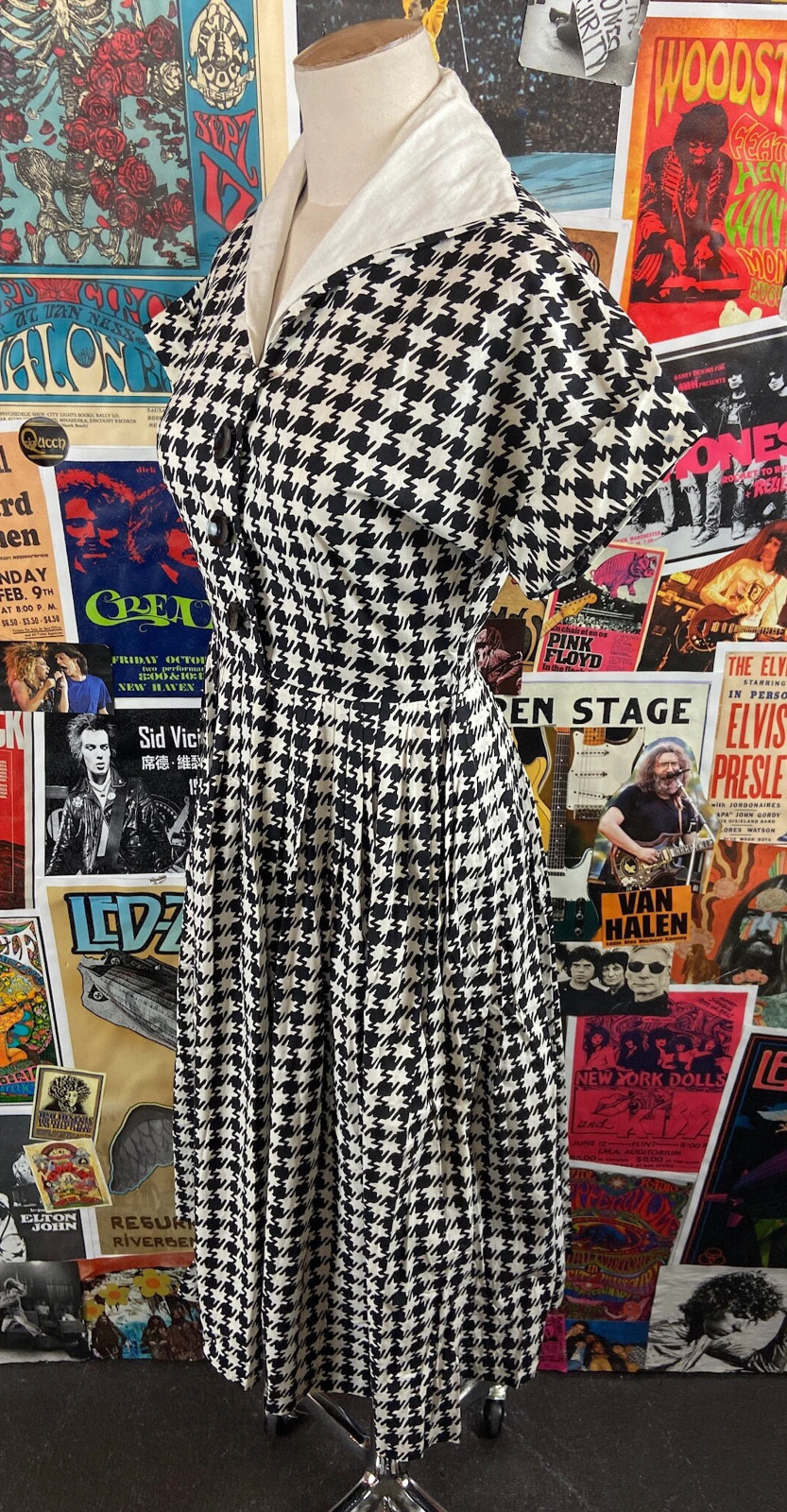 Vintage 50s-60s Black White Houndstooth Fit and Flare Shirtwaist Dress XS Retro
