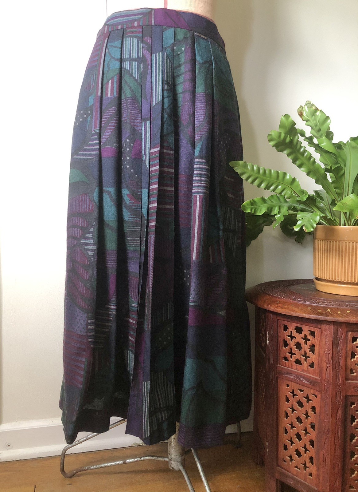 Vintage Geiger of Austria -Pleated Midi Skirt 100 % Wool Butterfly, S (EU40)