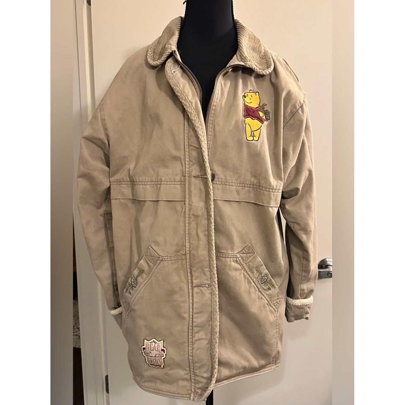 RARE Vintage 1990s Winnie The Pooh Barn Jacket in Excellent Condition. Size S